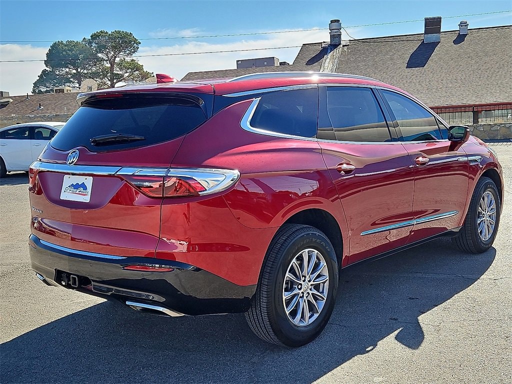 Used 2024 Buick Enclave Essence SUV