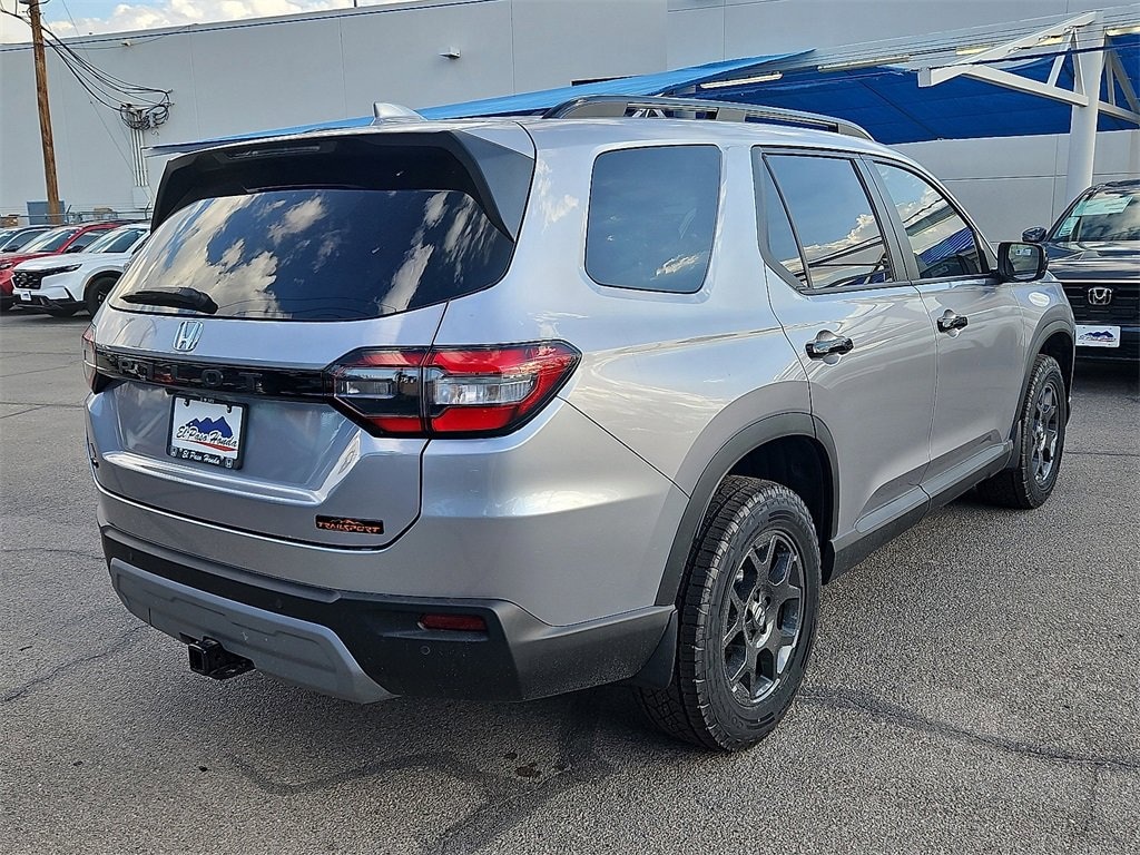 New 2025 Honda Pilot TrailSport SUV