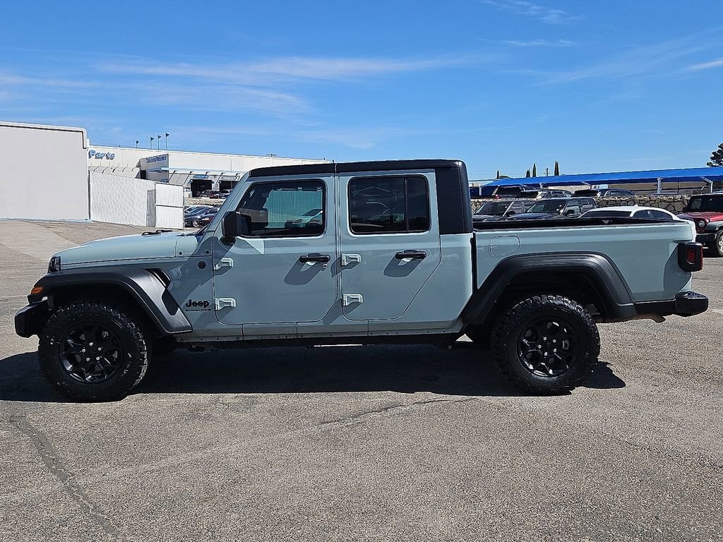Used 2023 Jeep Gladiator Sport Truck Crew Cab