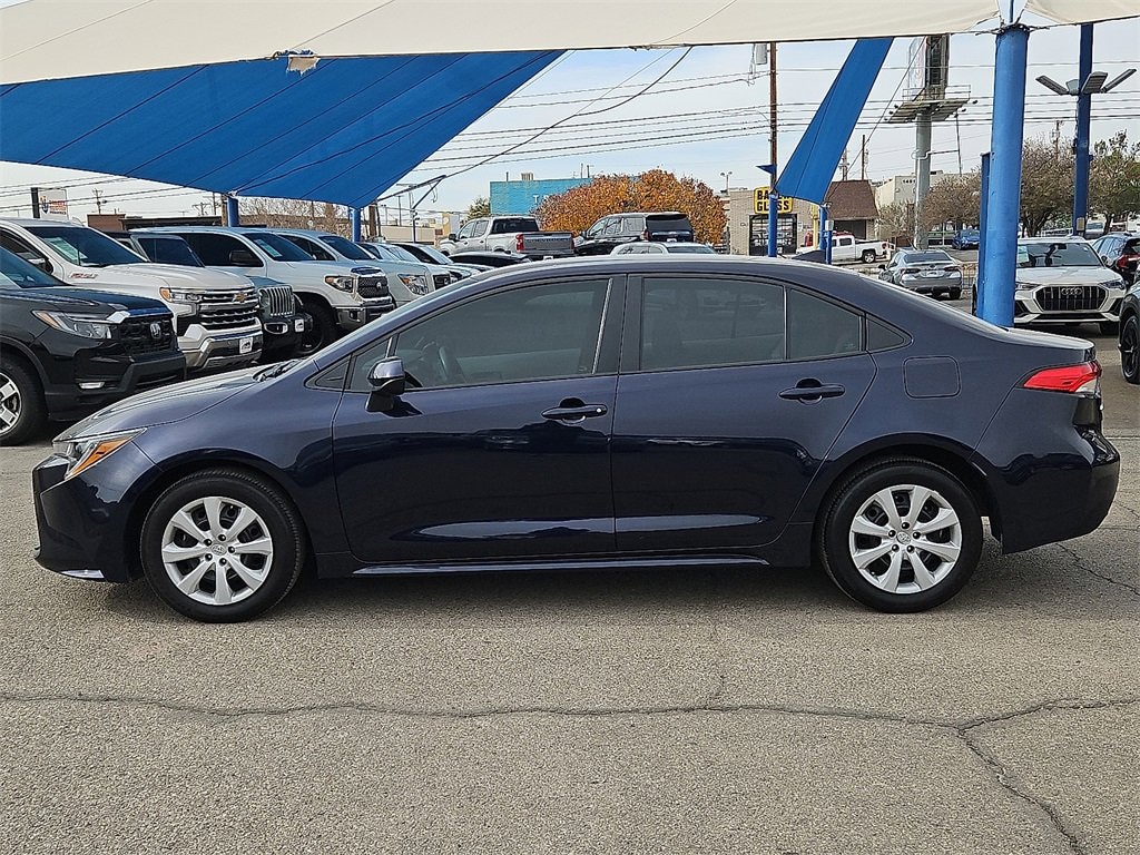 Used 2025 Toyota Corolla LE Sedan