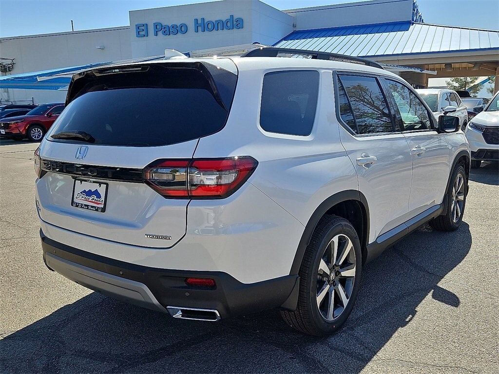 New 2025 Honda Pilot Touring SUV