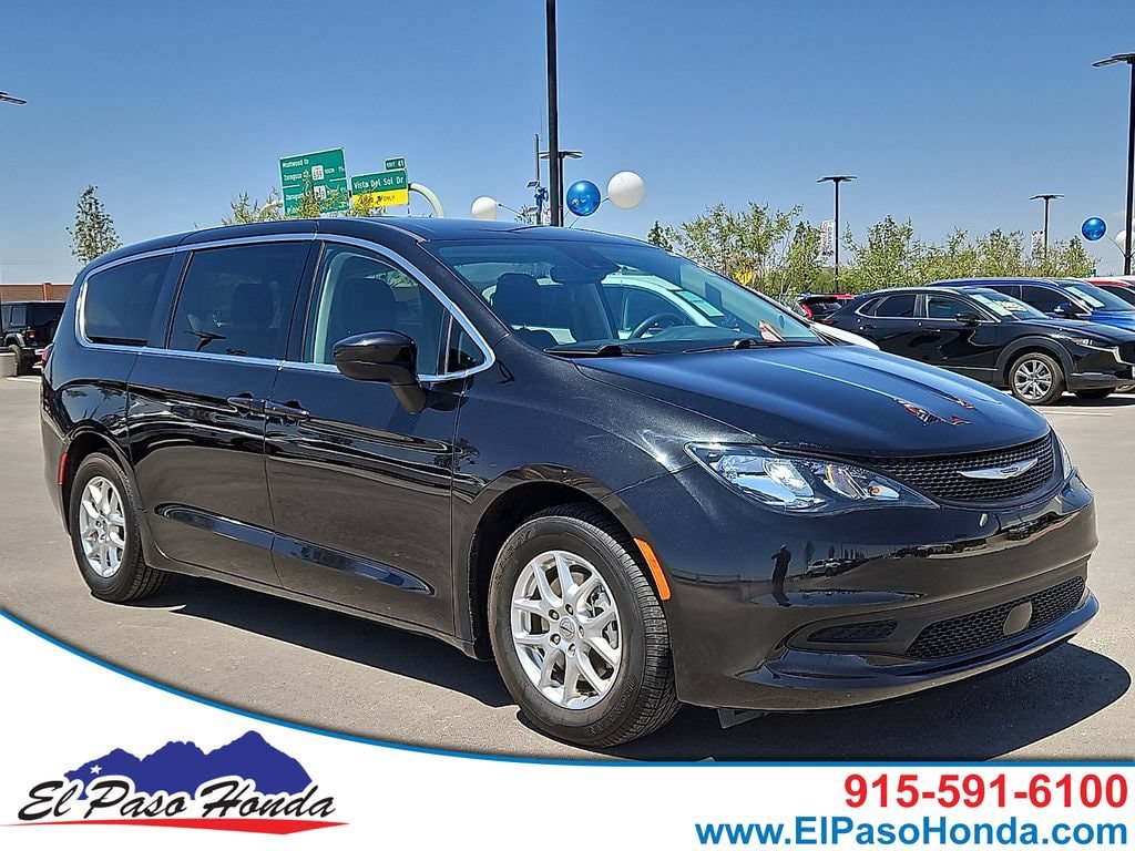 2023 Chrysler Voyager