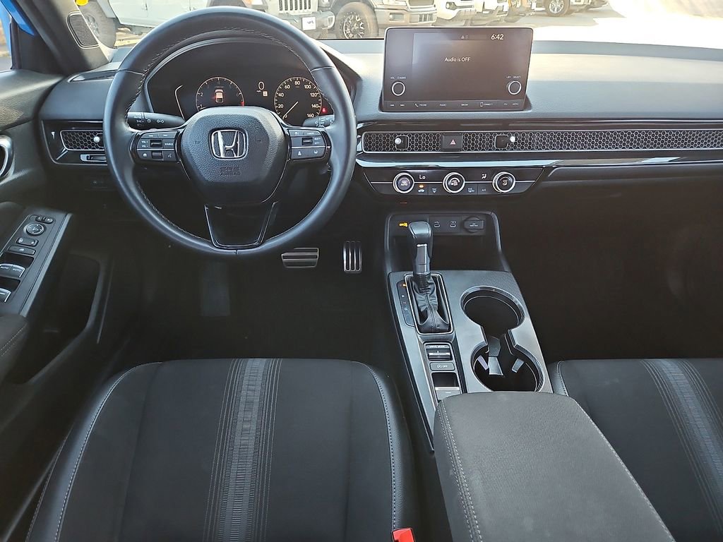 2025 Honda Civic Hatchback Sport - Photo 8