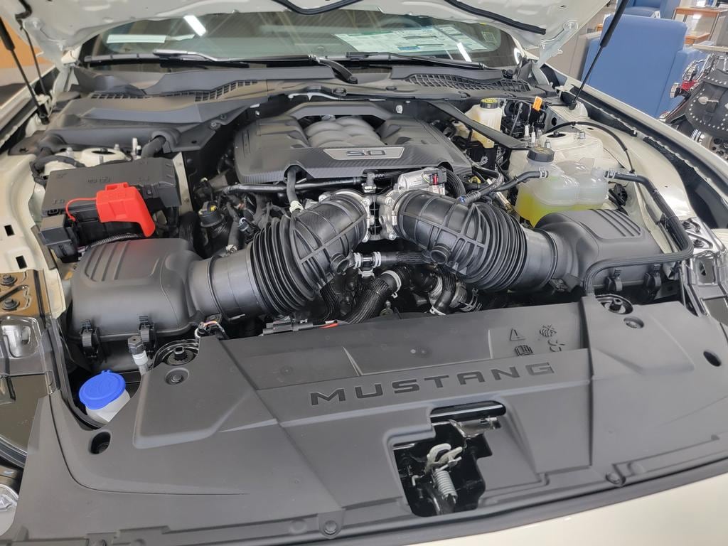 2025 Ford Mustang GT Premium - Photo 15