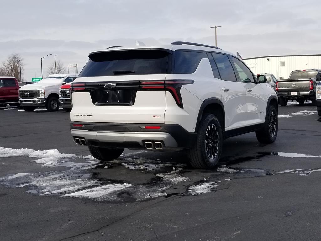 Used 2024 Chevrolet Traverse AWD Z71 SUV