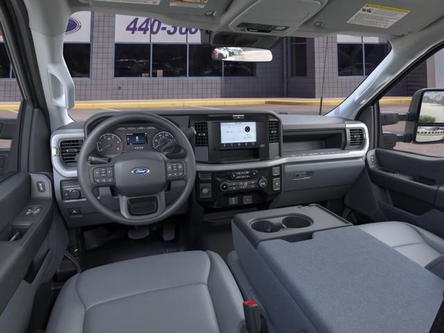 2026 Ford F-350 Super Duty XL - Photo 9