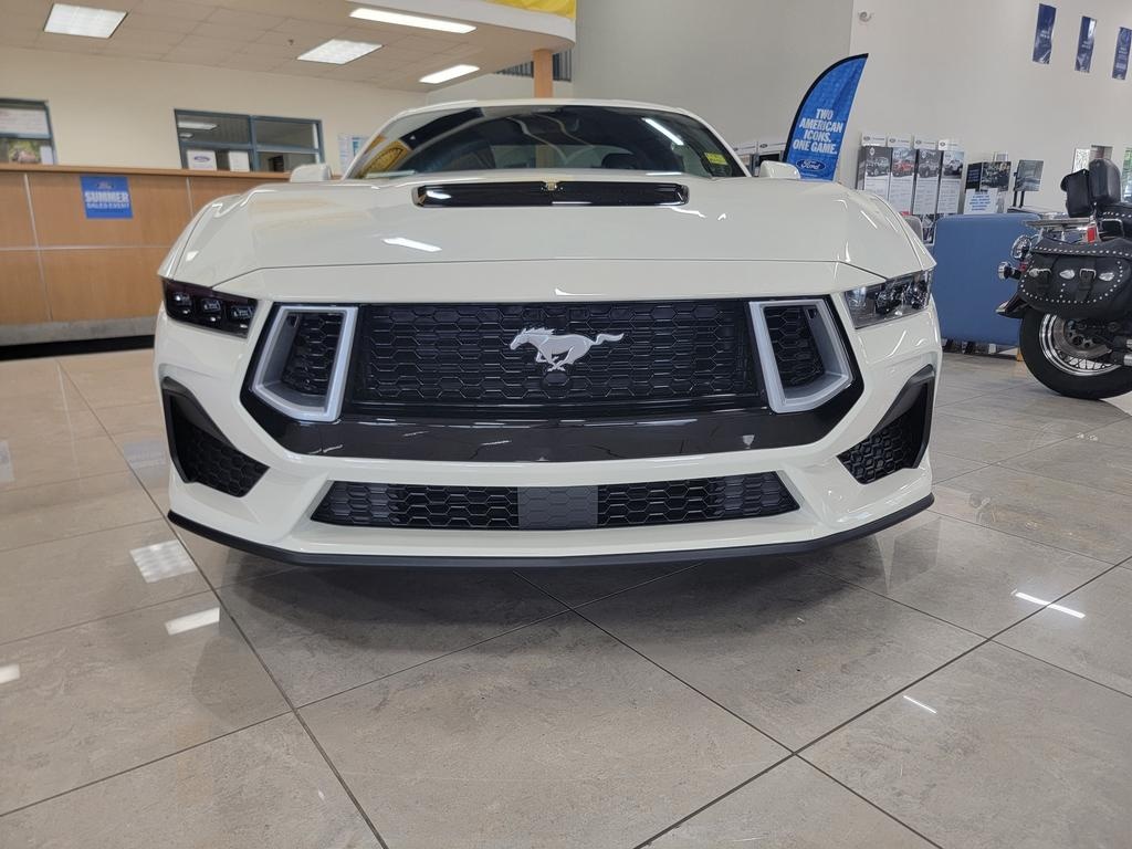 2025 Ford Mustang GT Premium - Photo 6