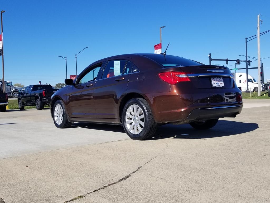 Used 2012 Chrysler 200 Sdn Touring Sedan