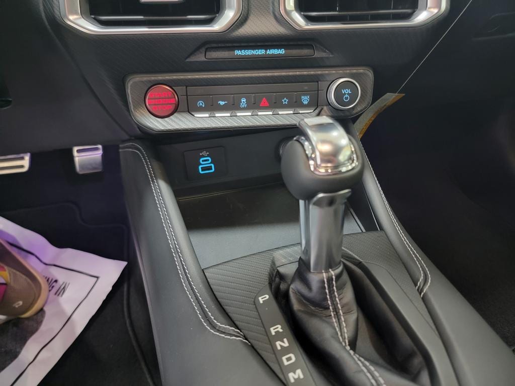 2025 Ford Mustang GT Premium - Photo 12