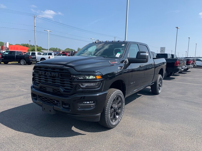 2026 Ram 2500 BIG HORN CREW CAB 4X4 6'4 BOX Pickup