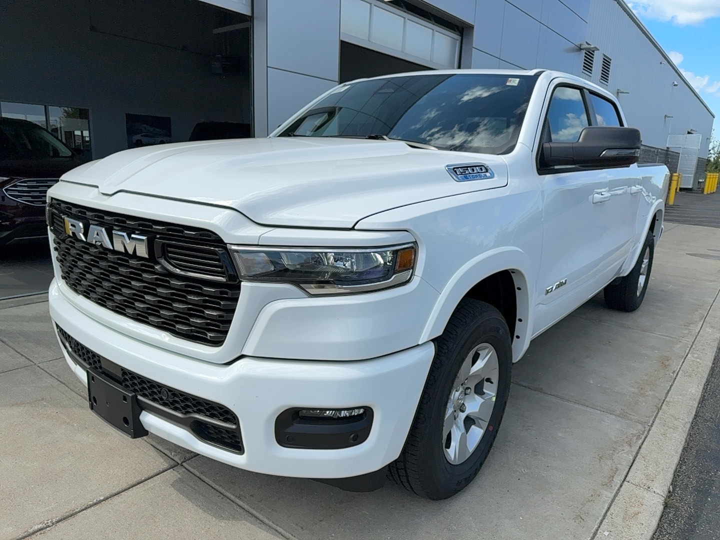 2025 Ram 1500 BIG HORN CREW CAB 4X4 5'7 BOX