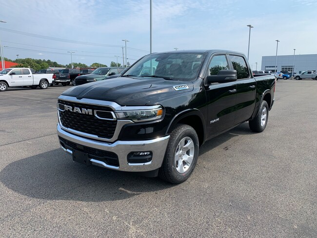2026 Ram 1500 BIG HORN CREW CAB 4X4 5'7 BOX Pickup