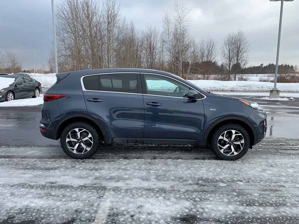 Used 2022 Kia Sportage LX SUV