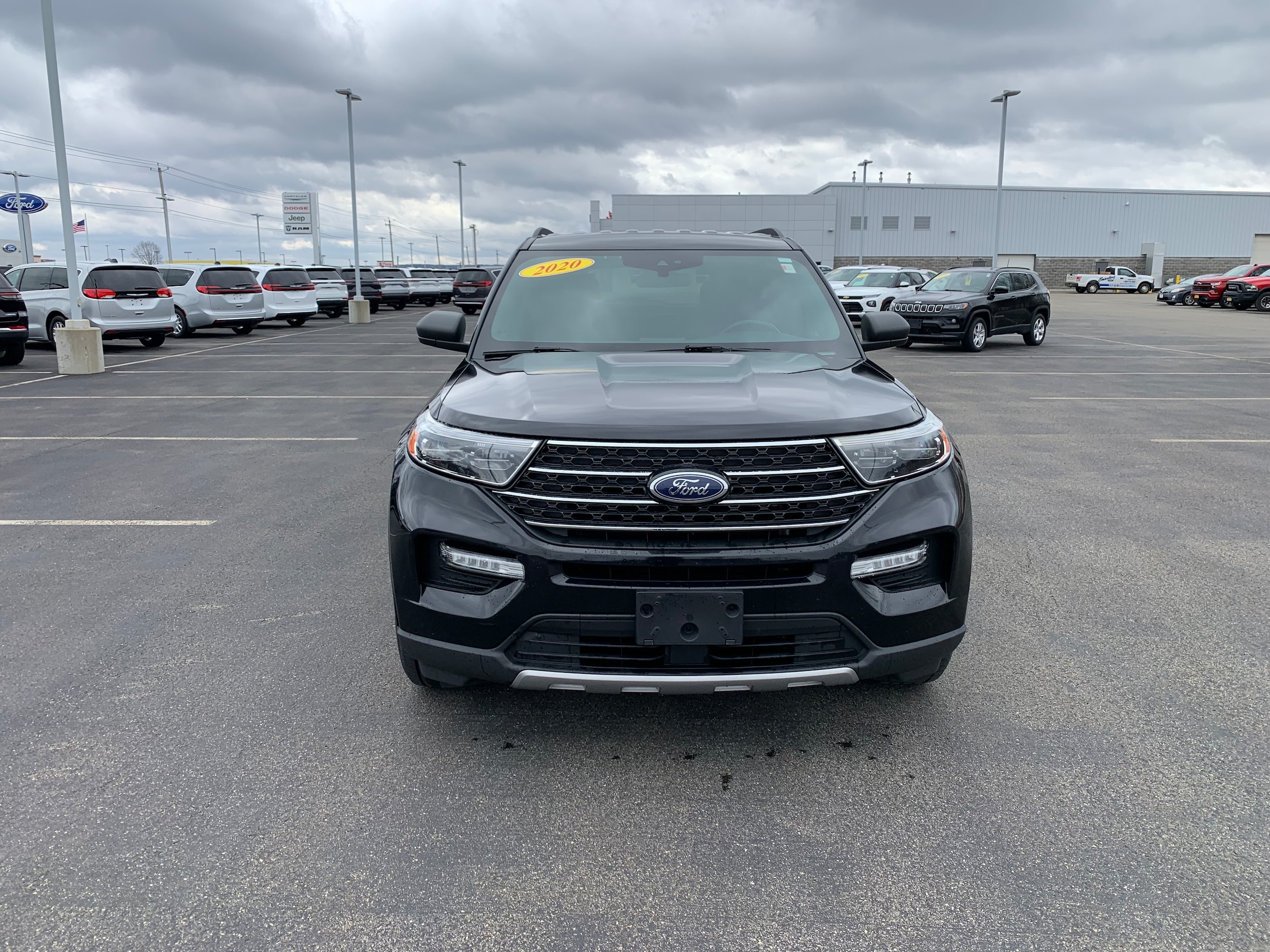 Vehicle Image 2