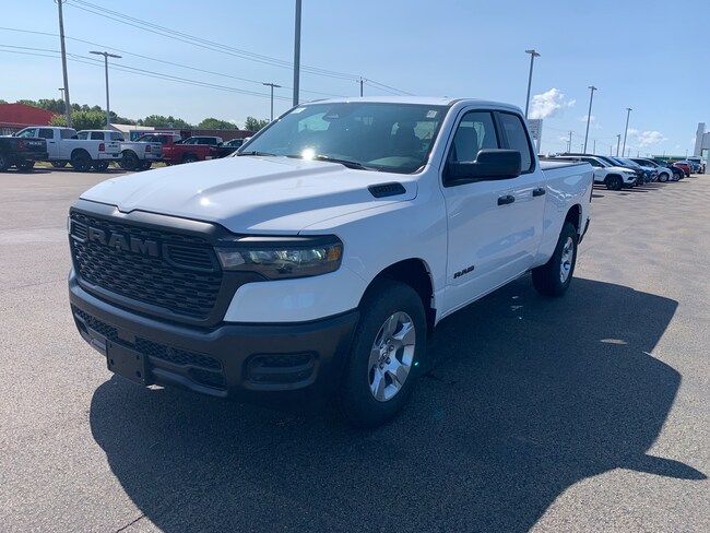 2026 Ram 1500 TRADESMAN QUAD CAB 4X4 6'4 BOX Pickup