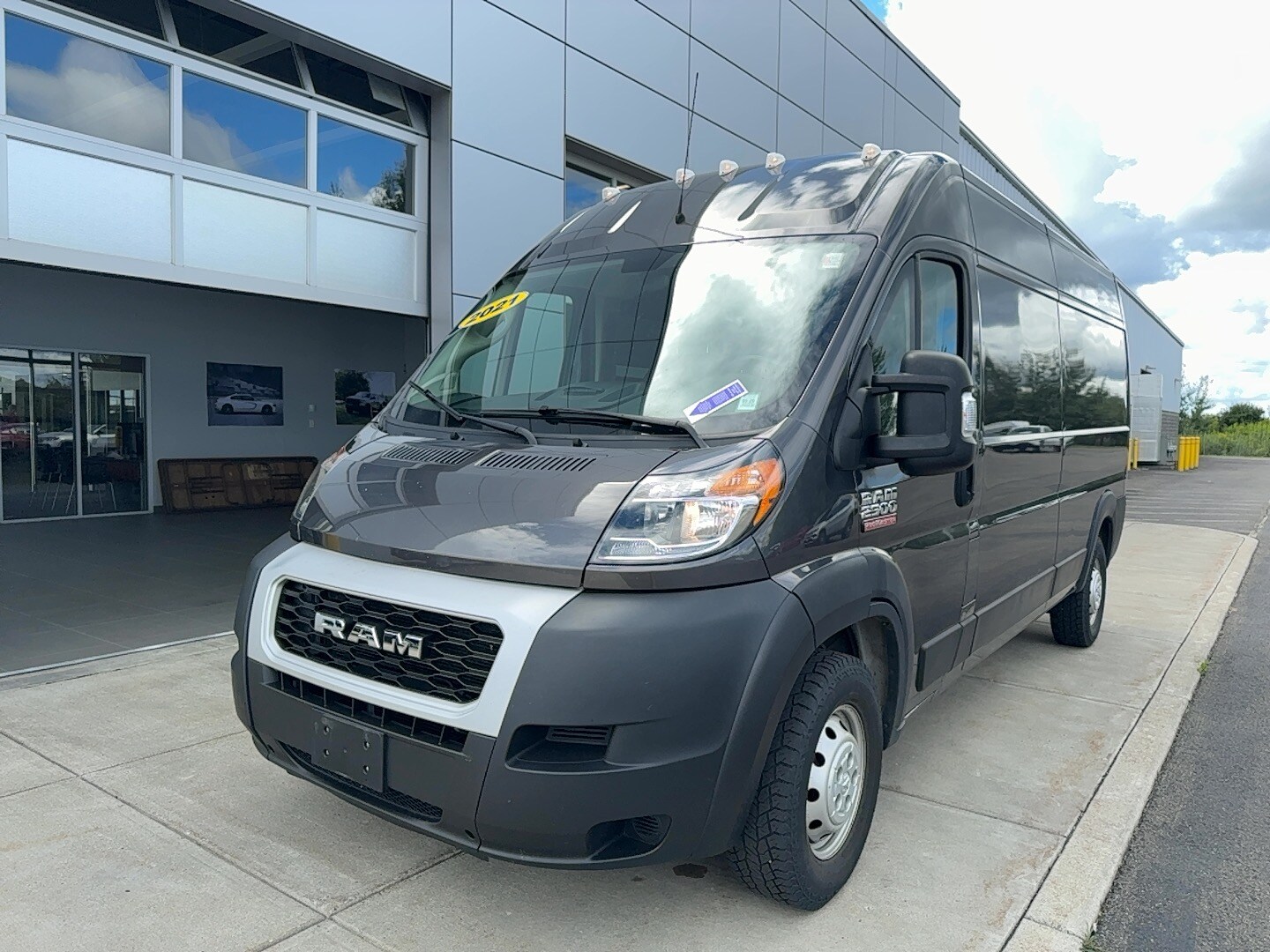 2021 Ram ProMaster 2500 Cargo Van photo 2