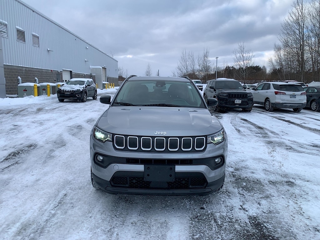 Used 2022 Jeep Compass Latitude Lux SUV