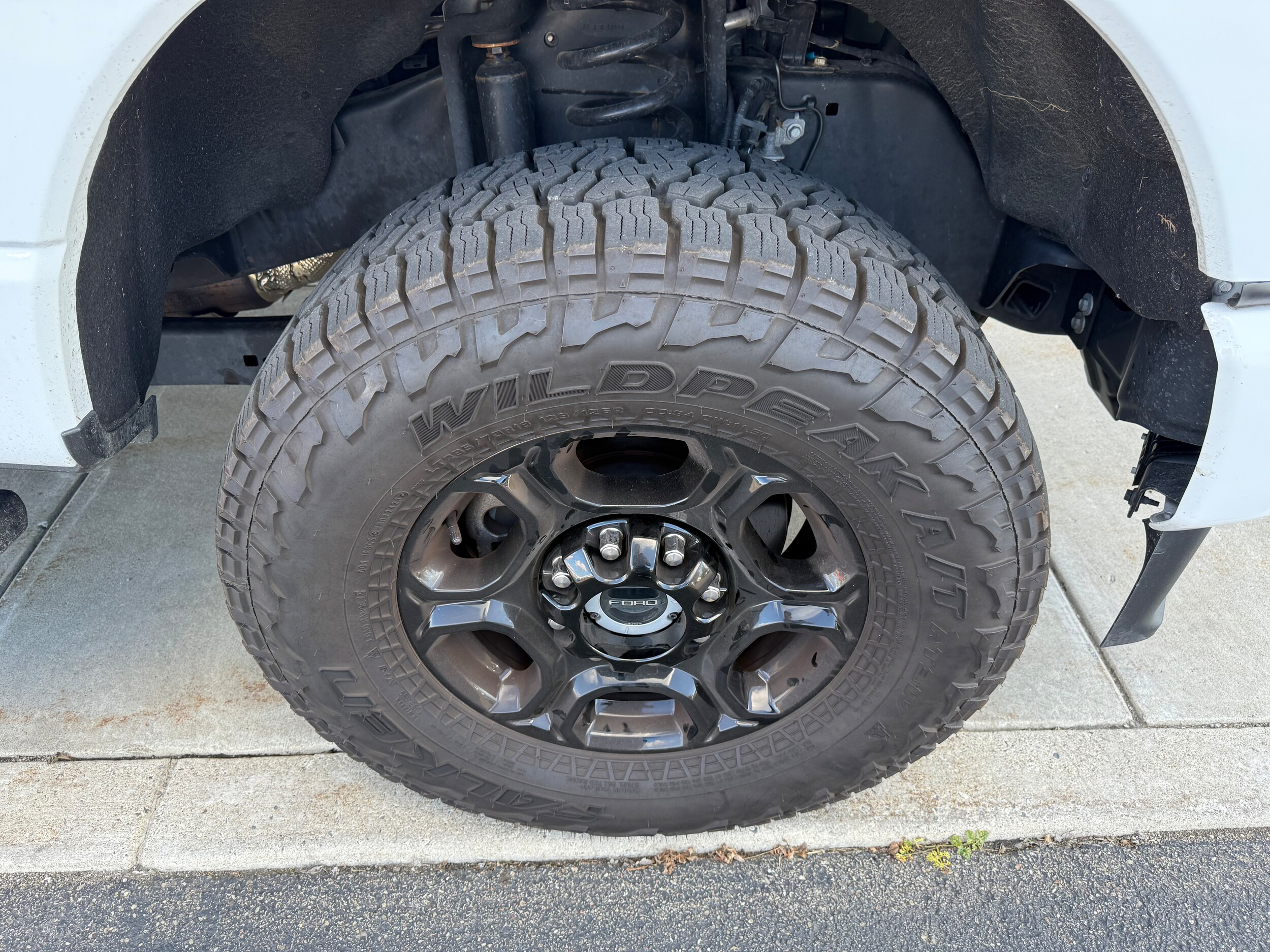 2023 Ford F-350 photo 4