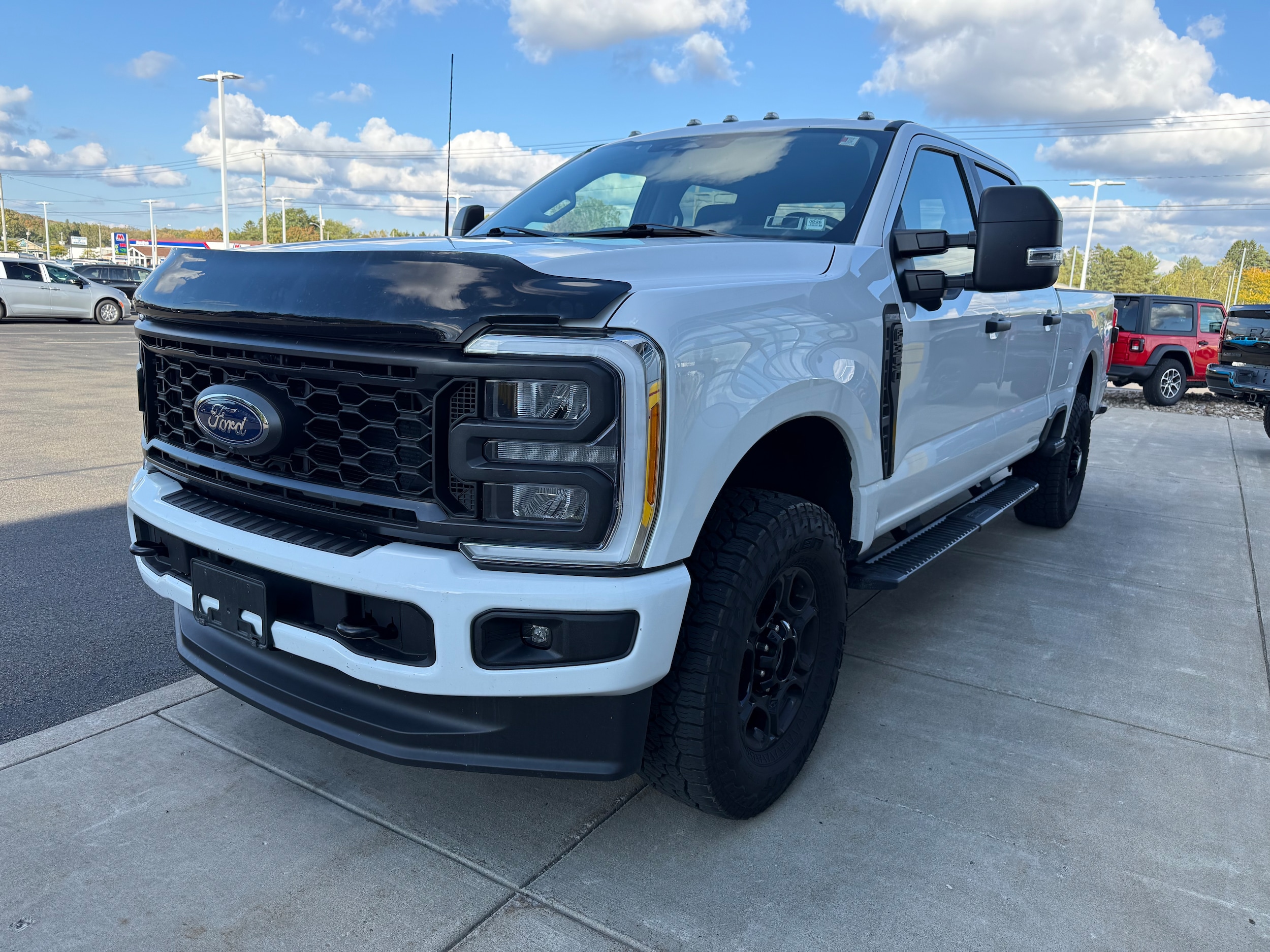 2023 Ford F-350 Super Duty XL's photo