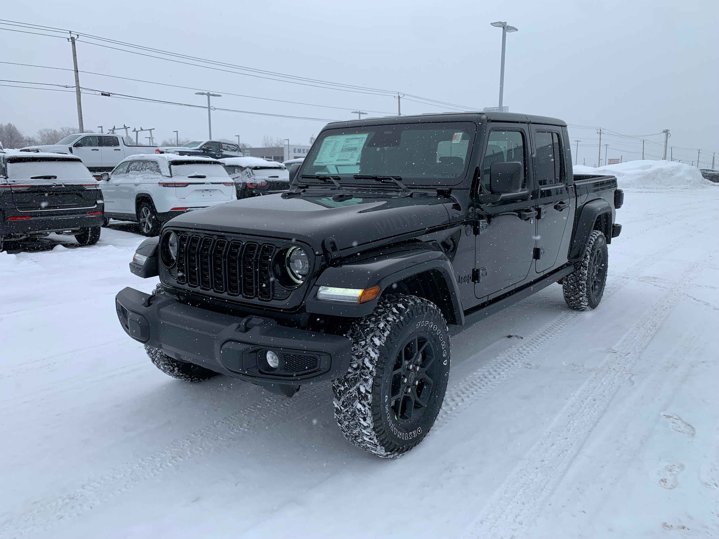 2026 Jeep Gladiator Willys Auto's photo