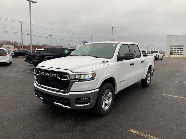 2026 Ram 1500 BIG HORN CREW CAB 4X4 5'7 BOX Pickup