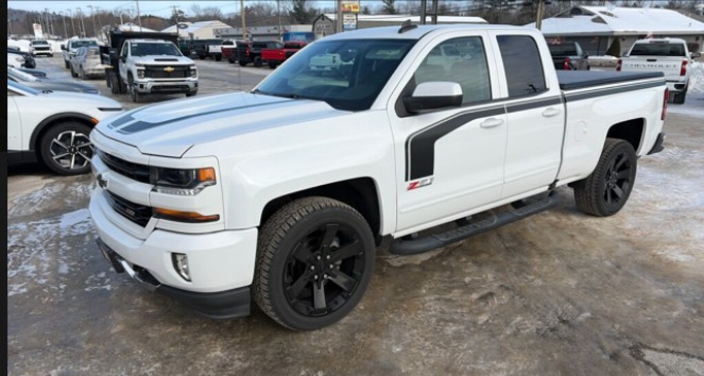 Used 2017 Chevrolet Silverado 1500 LT
