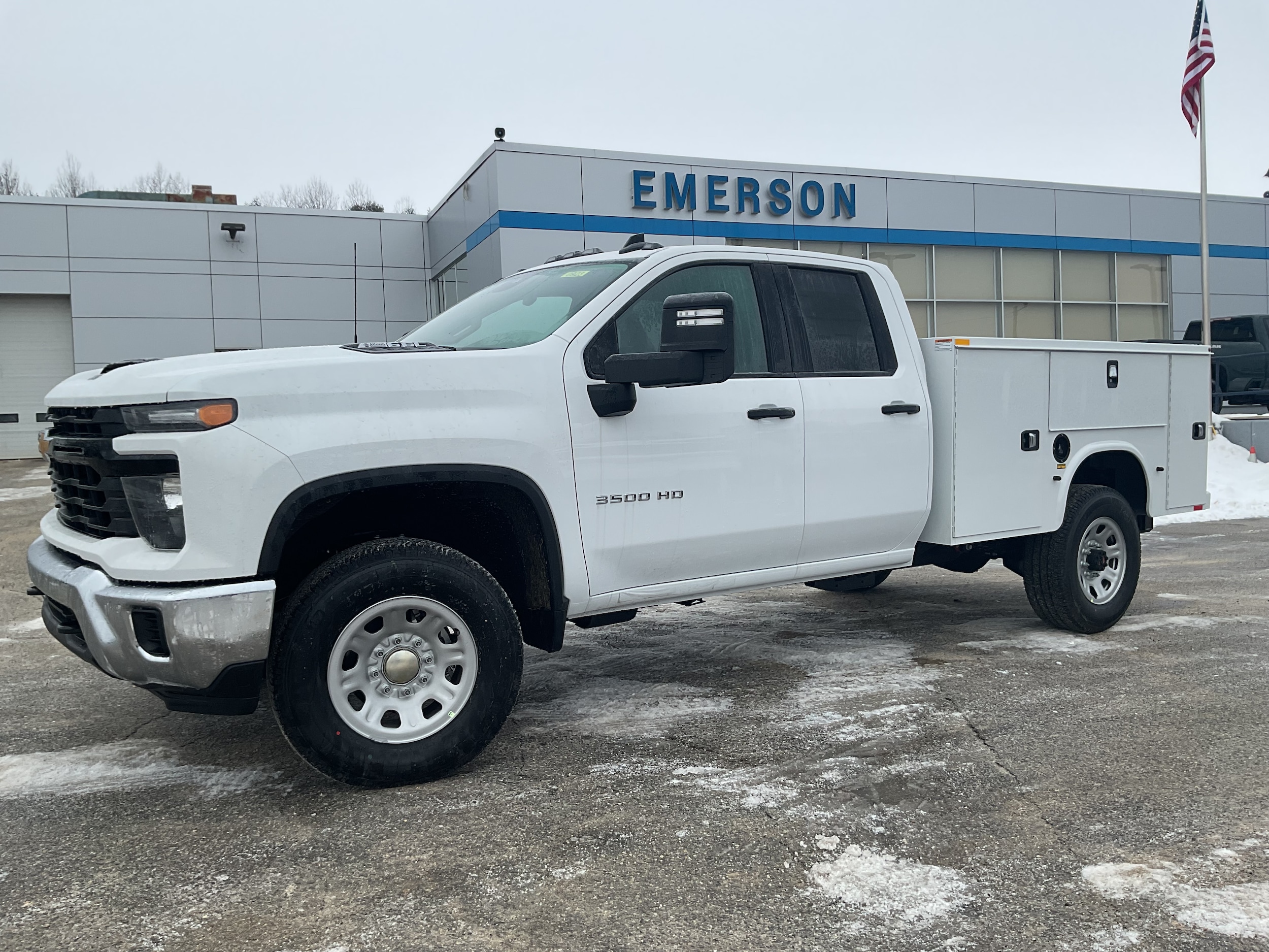 2026 Chevrolet Silverado 3500HD Work Truck's photo
