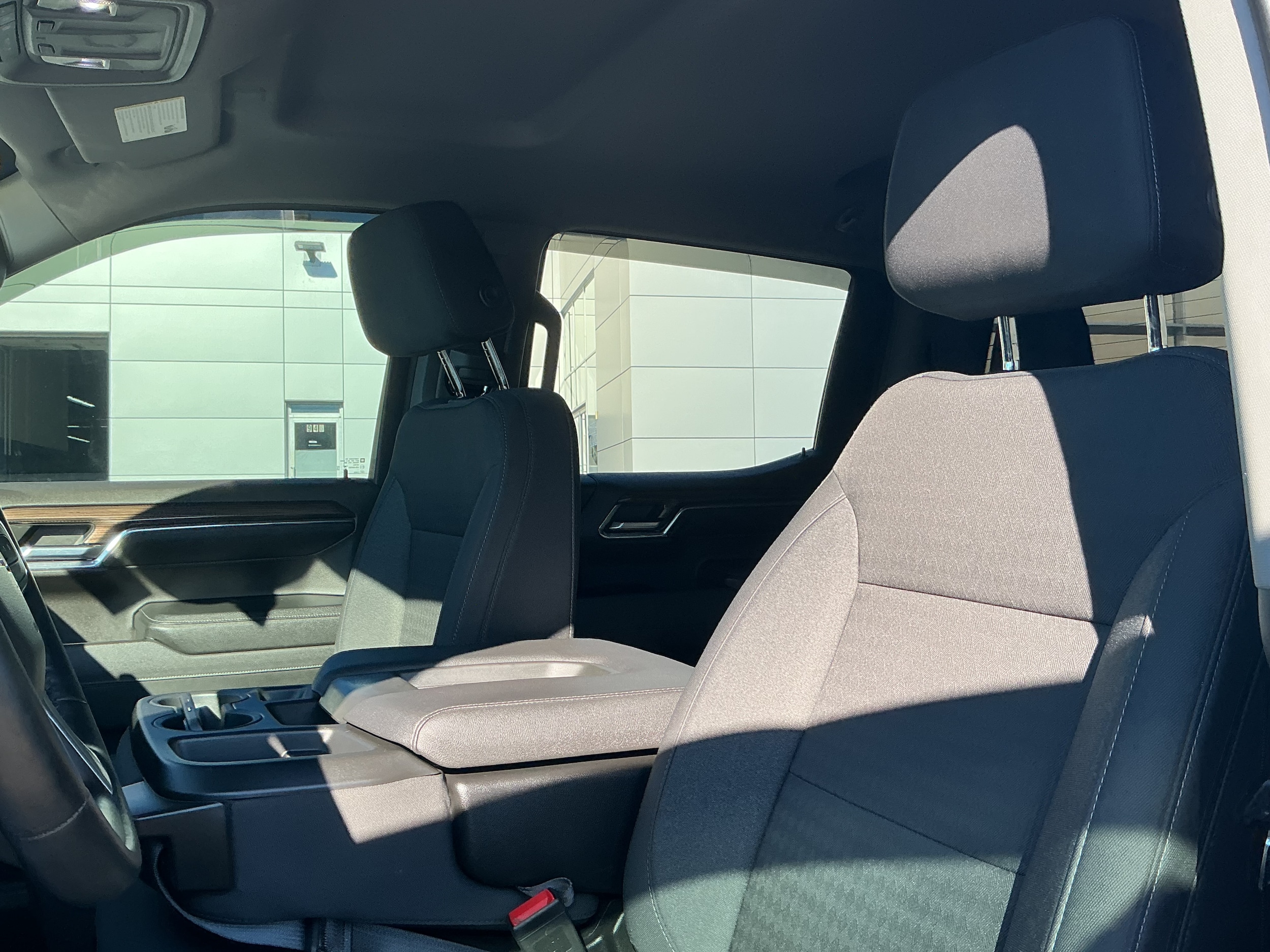 2024 Chevrolet Silverado 1500 LT - Photo 10