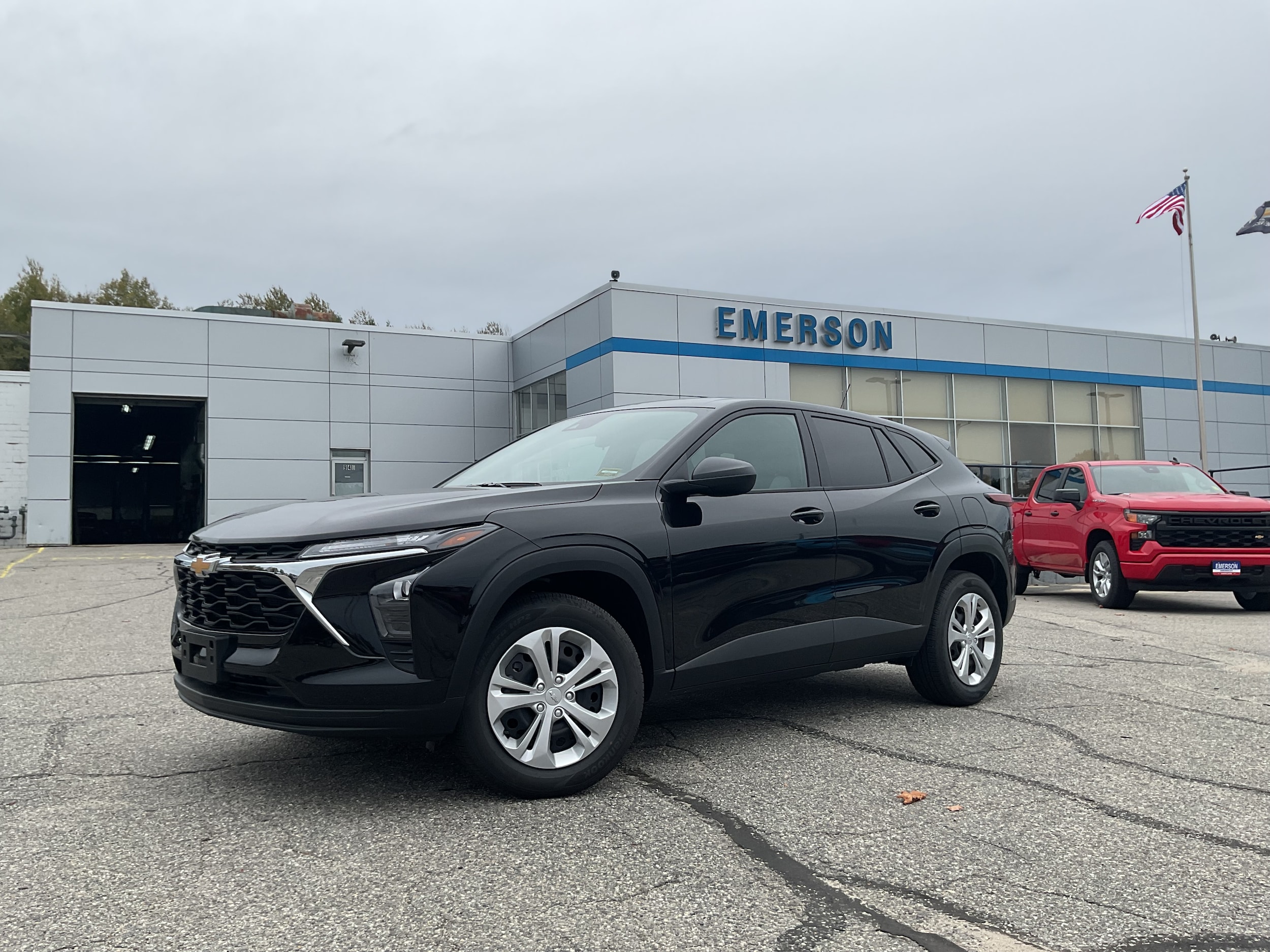 2025 Chevrolet Trax LS's photo