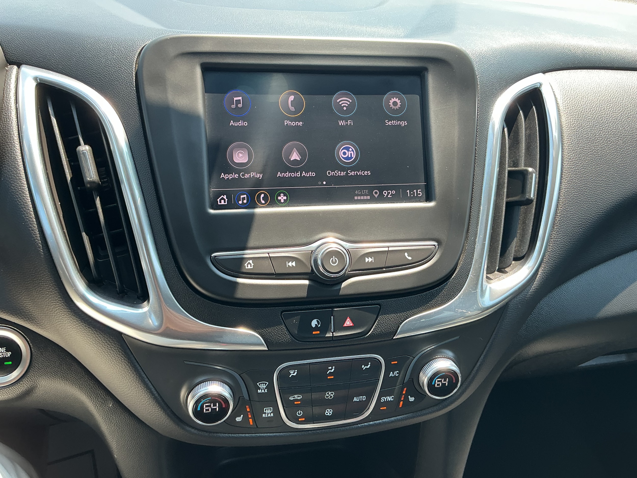 2022 Chevrolet Equinox LT - Photo 10