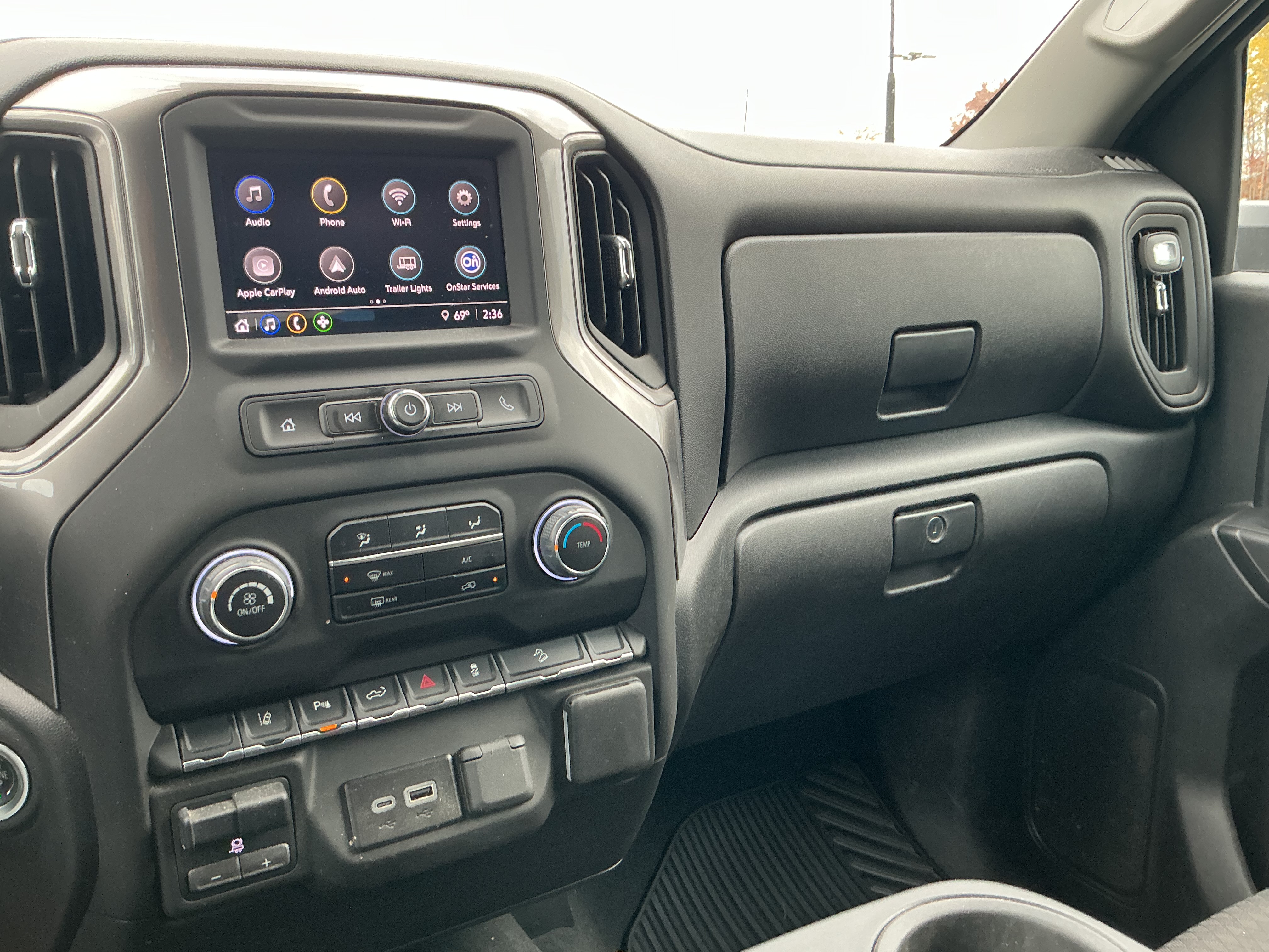 2025 Chevrolet Silverado 2500HD Custom - Photo 7