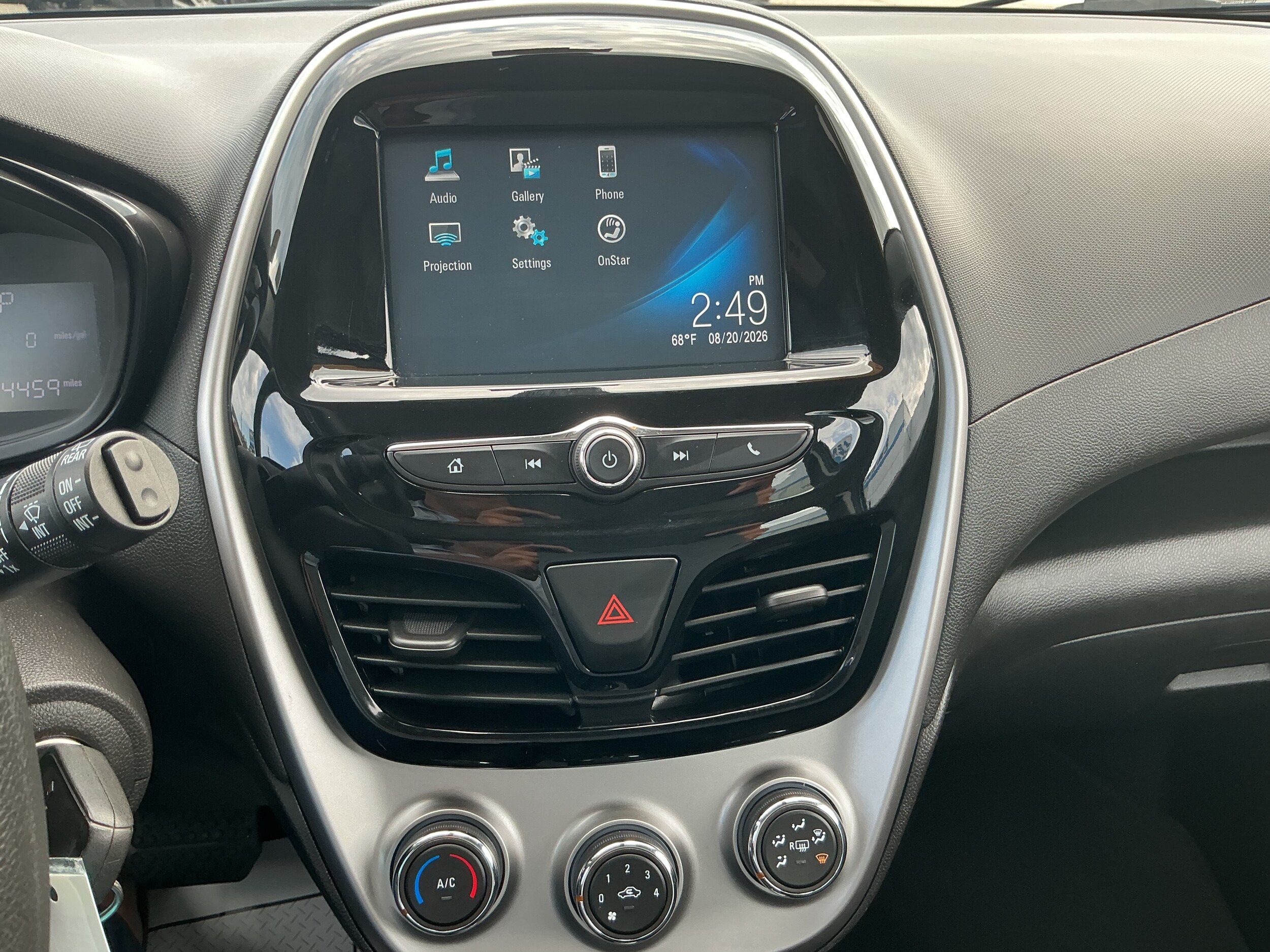 2018 Chevrolet Spark LS - Photo 11