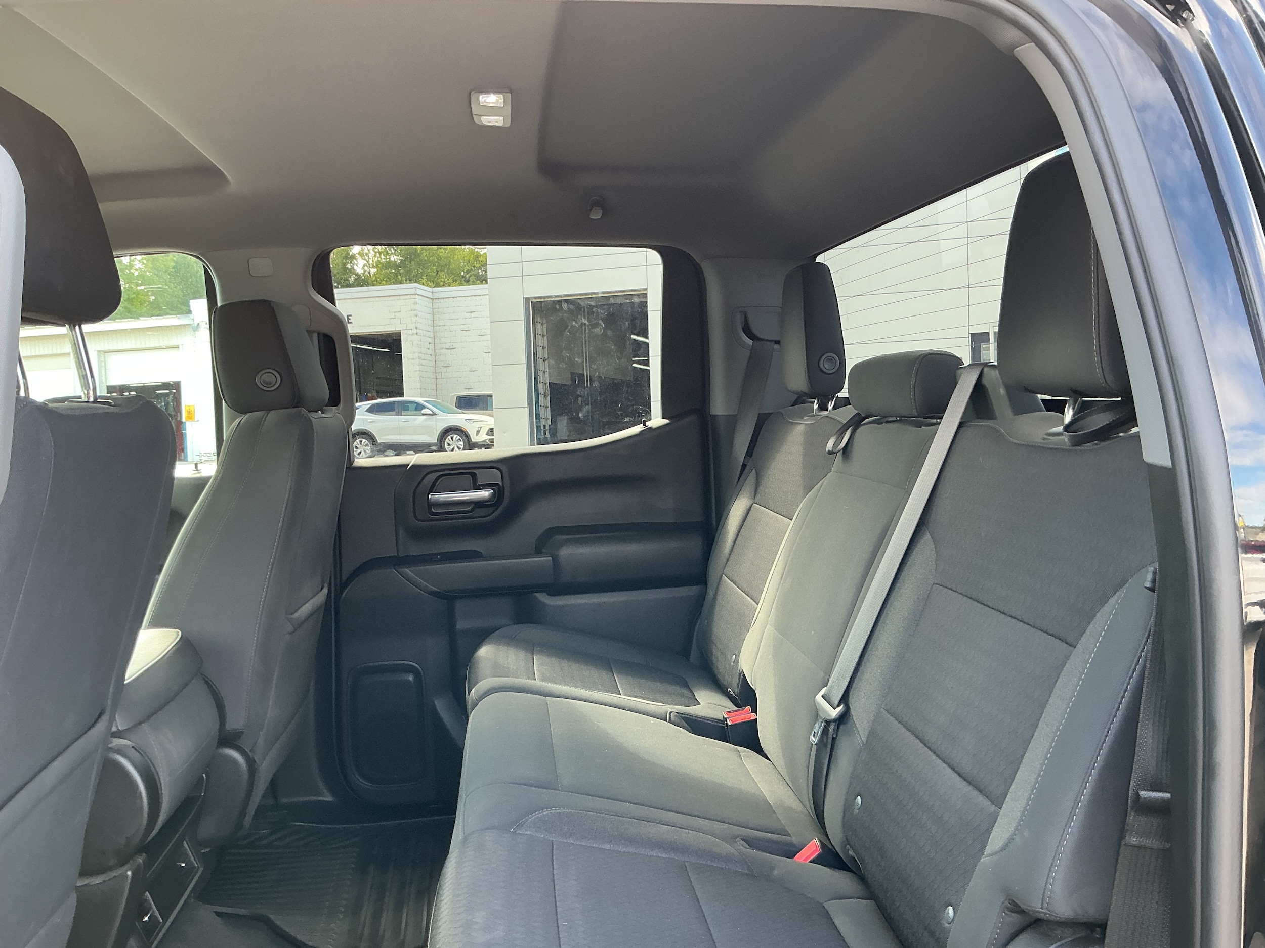 2022 Chevrolet Silverado 1500 Limited Custom - Photo 10
