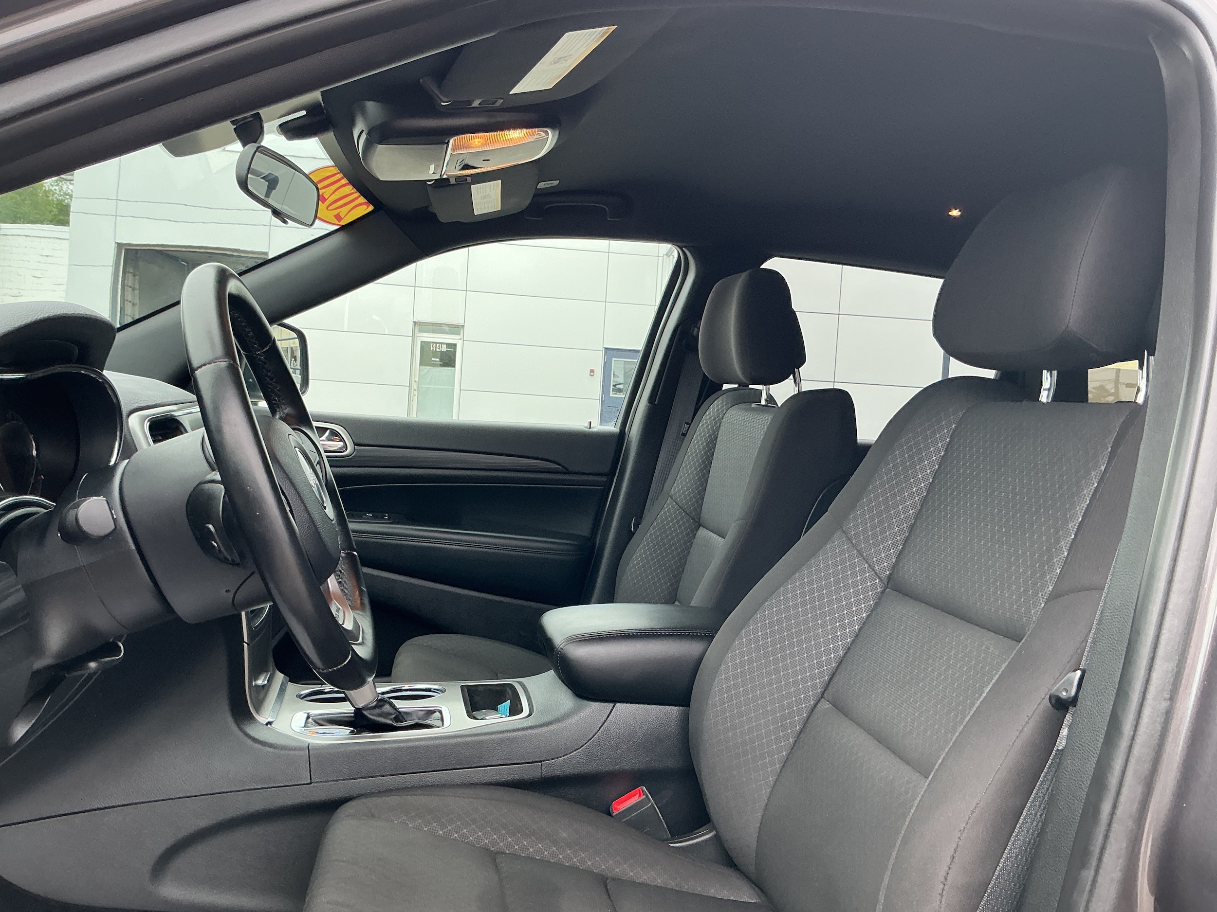 2020 Jeep Grand Cherokee Laredo E - Photo 7