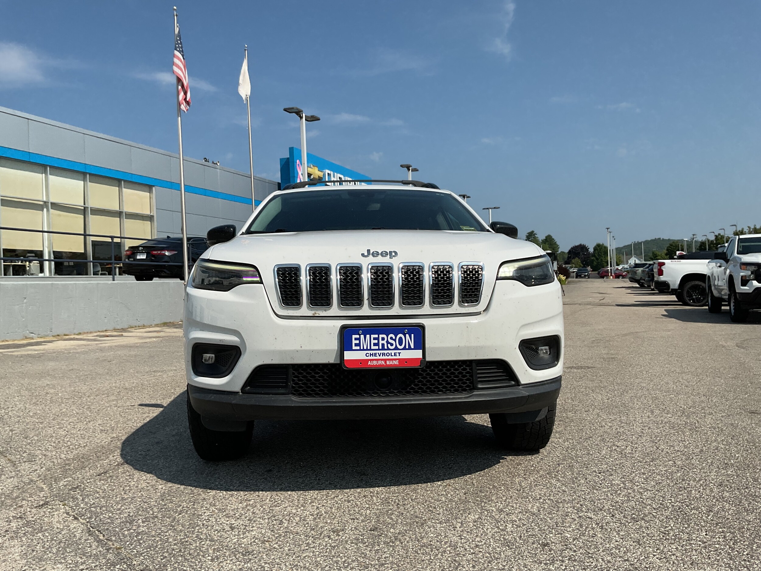 2022 Jeep Cherokee Latitude Lux photo 2