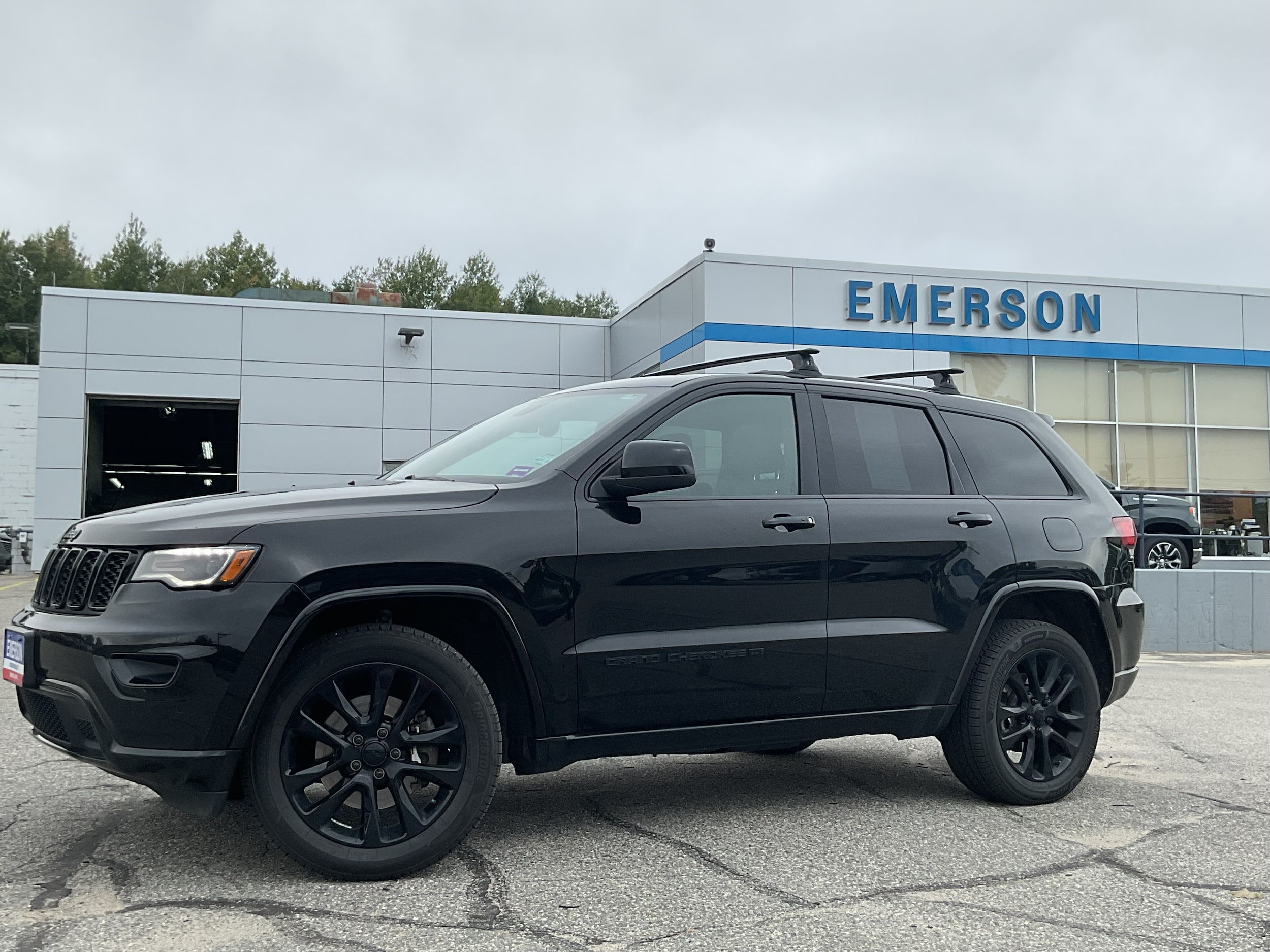 2022 Jeep Grand Cherokee WK Laredo X's photo