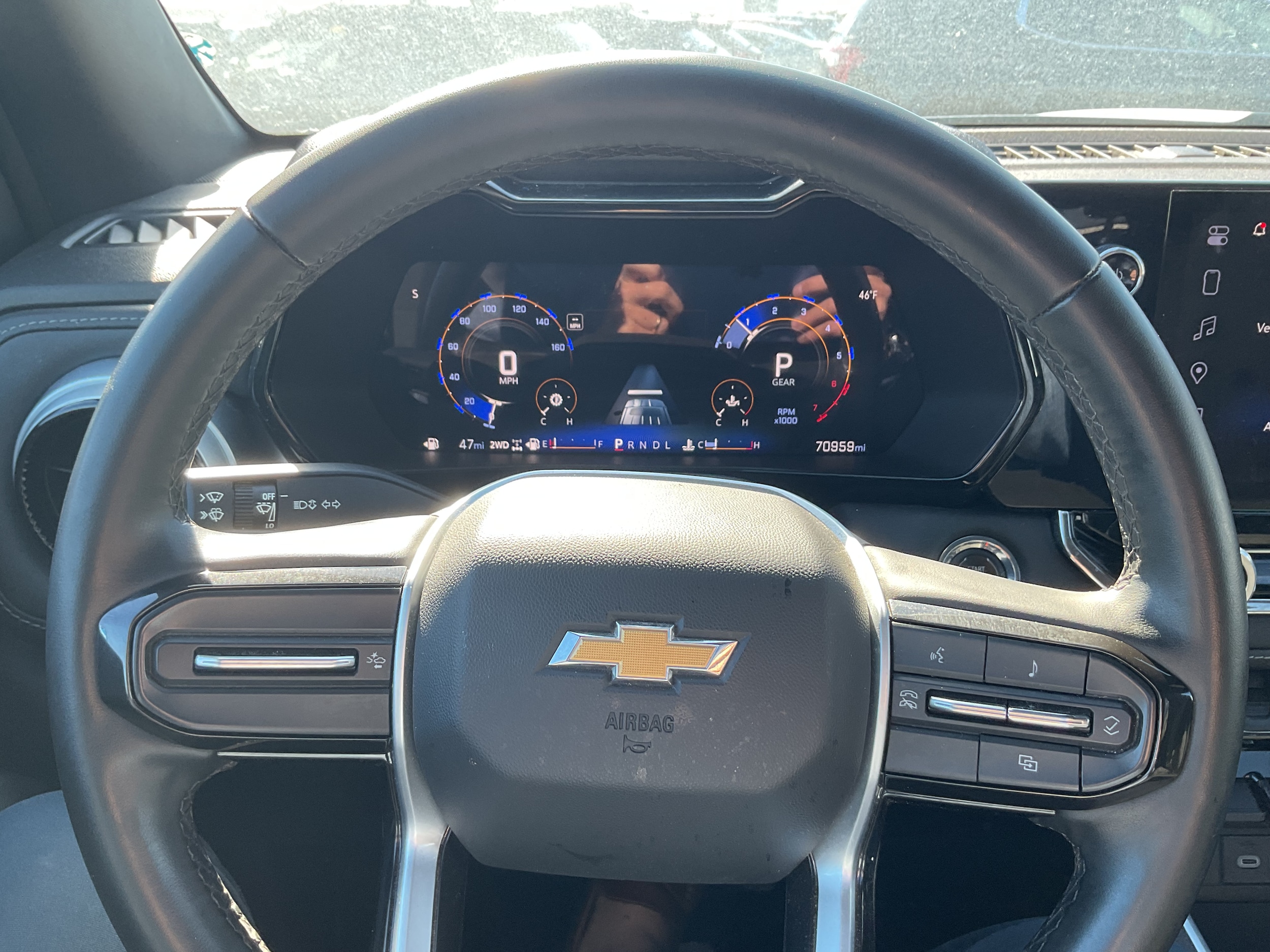 2024 Chevrolet Colorado LT - Photo 11