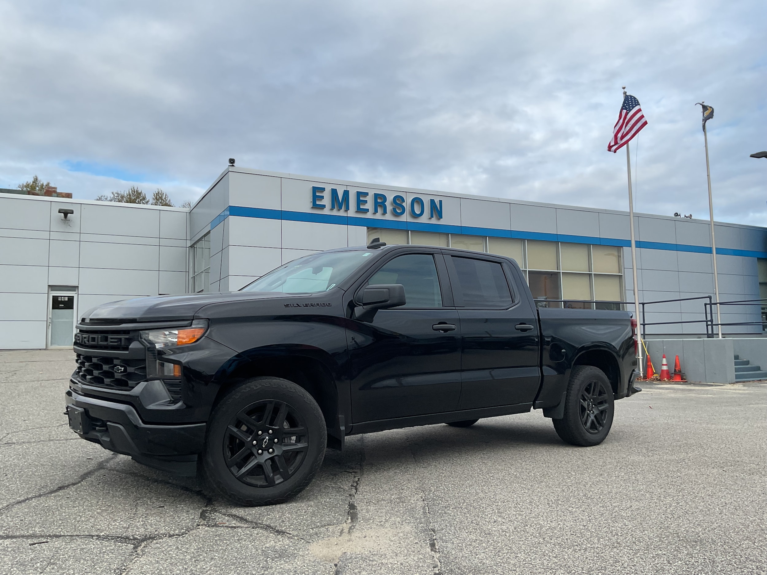 2023 Chevrolet Silverado 1500 Custom's photo