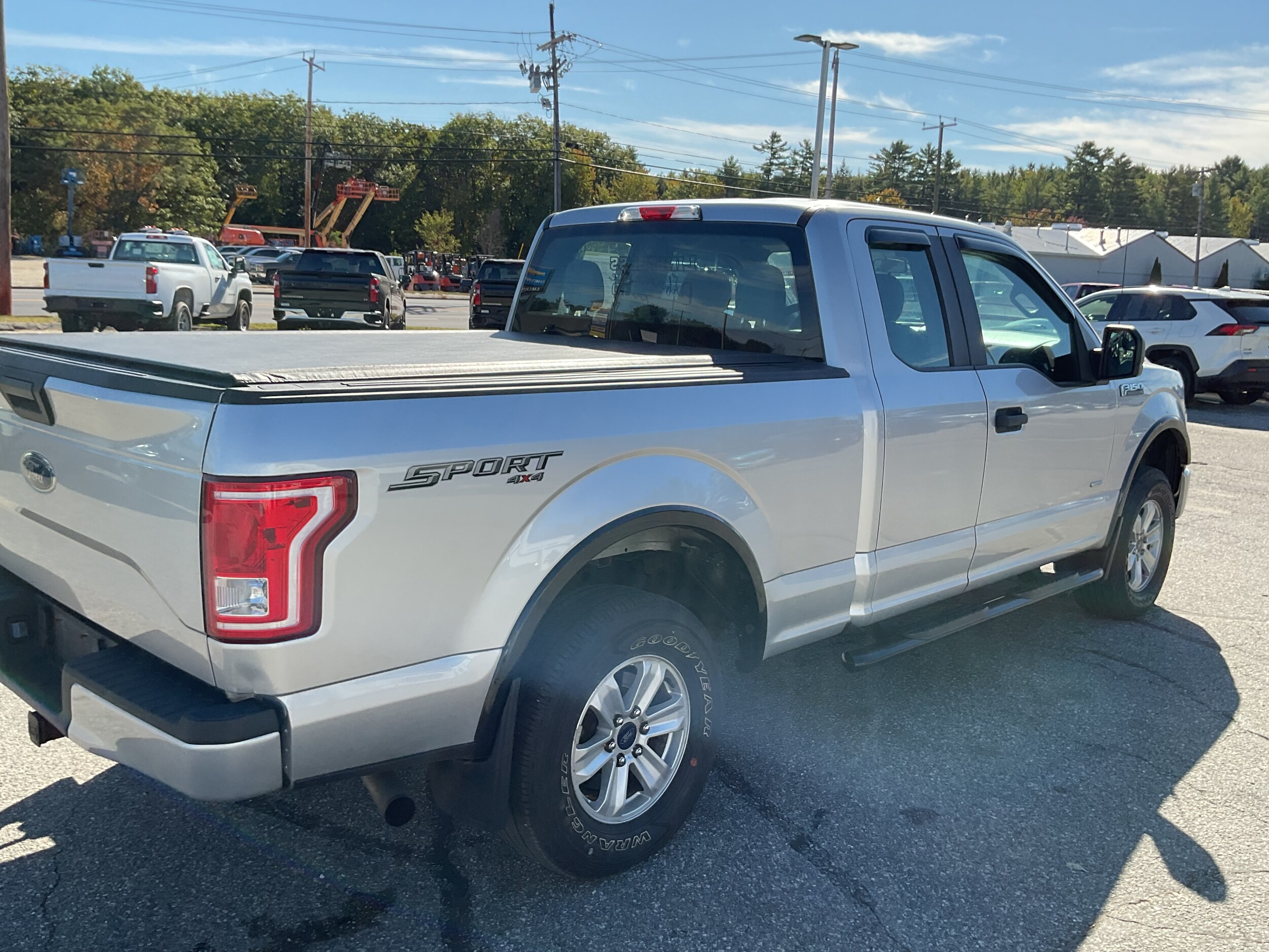 2015 Ford F-150 XL photo 2
