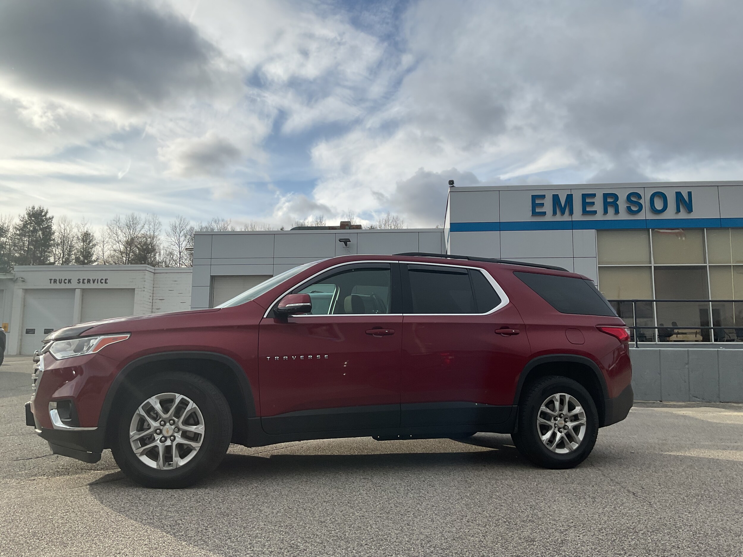 2020 Chevrolet Traverse Cloth photo 3