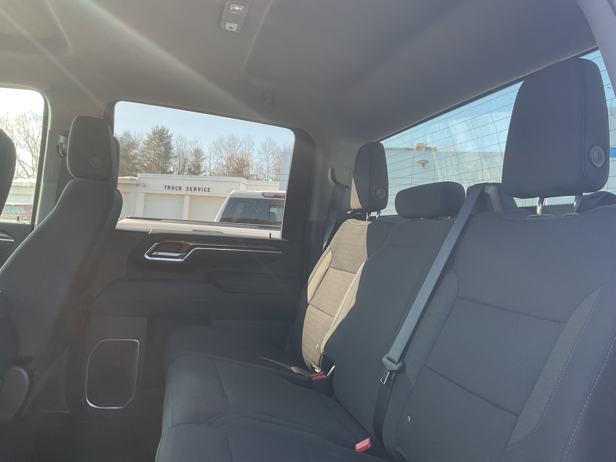 2025 Chevrolet Silverado 2500HD LT - Photo 6