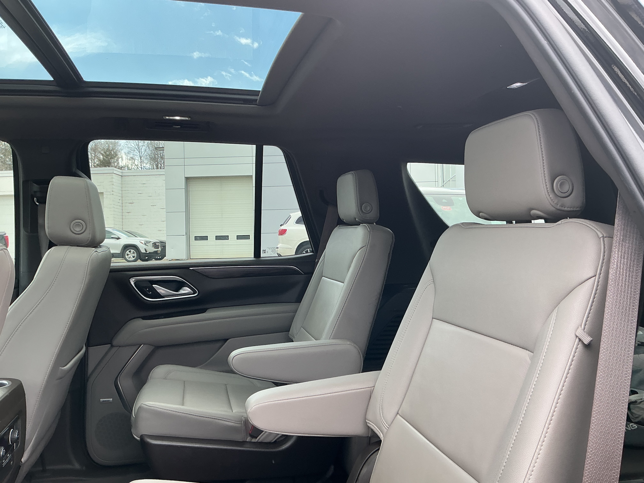 2022 Chevrolet Tahoe Z71 - Photo 11