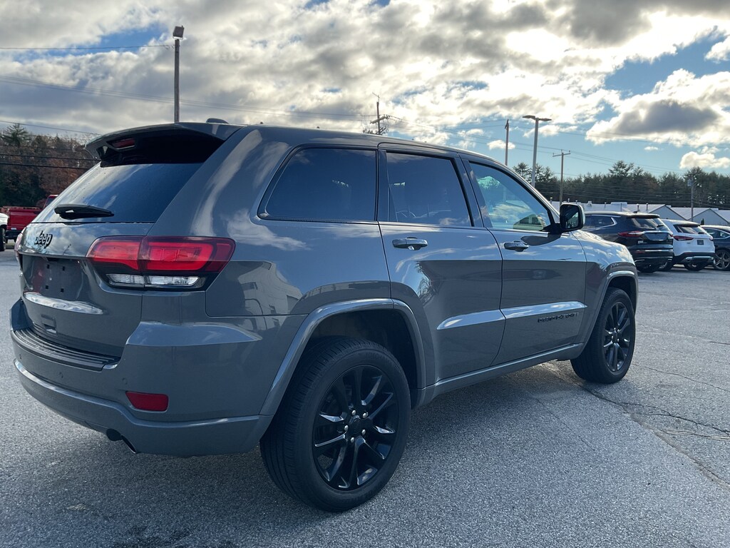 Used 2020 Jeep Grand Cherokee Altitude