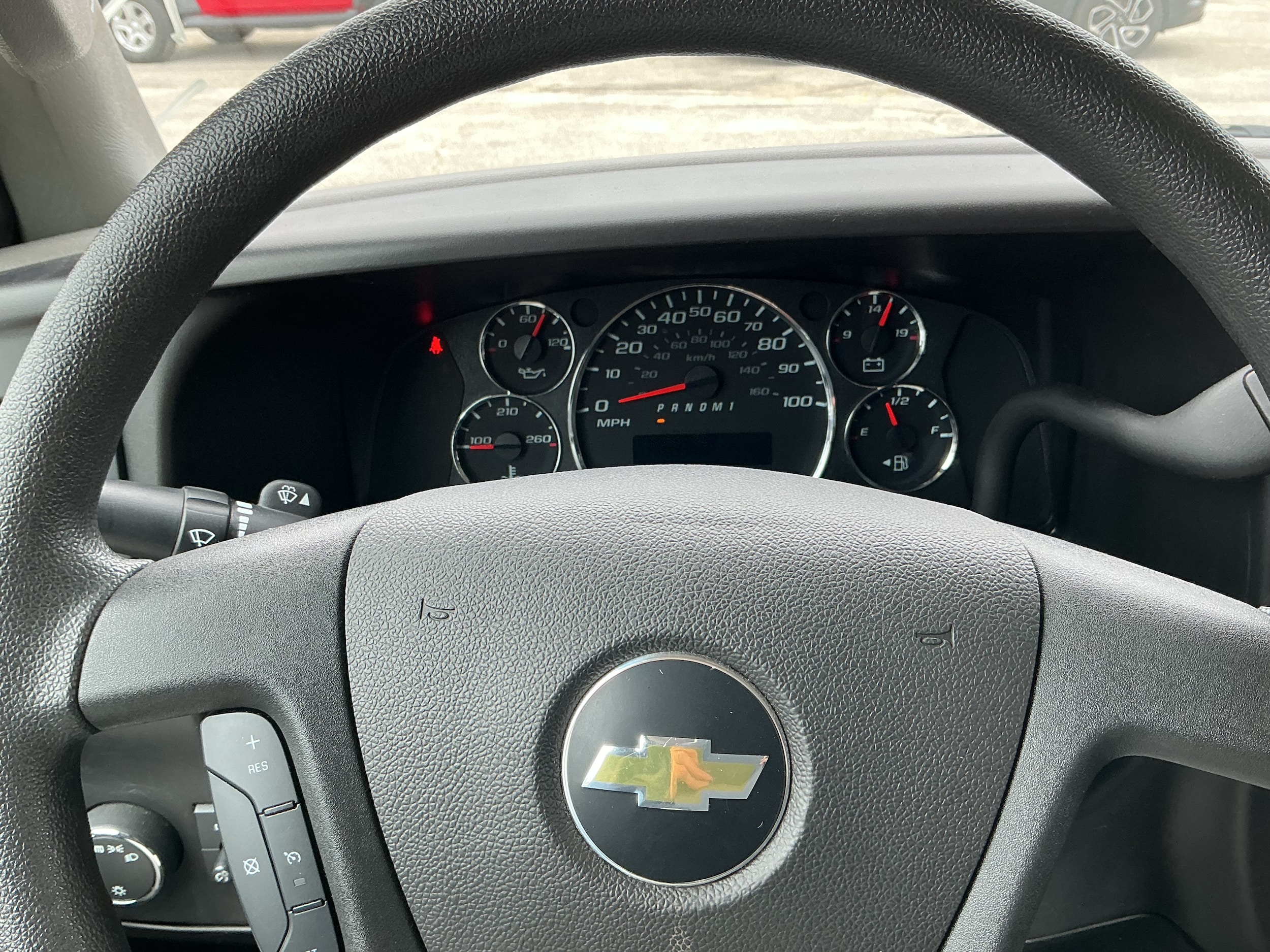 2024 Chevrolet Express Cargo Work Van - Photo 10