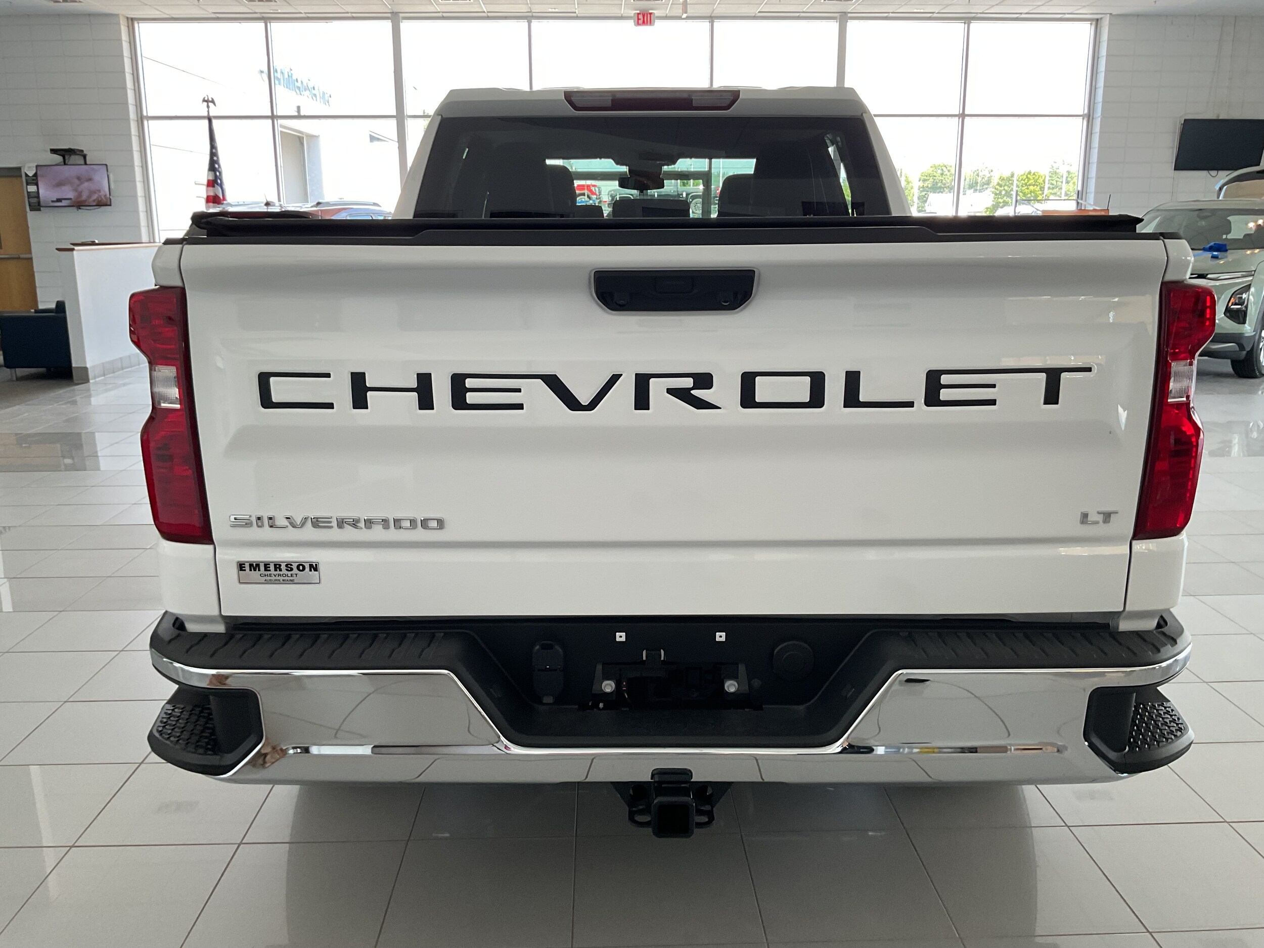 2025 Chevrolet Silverado 1500 photo 4