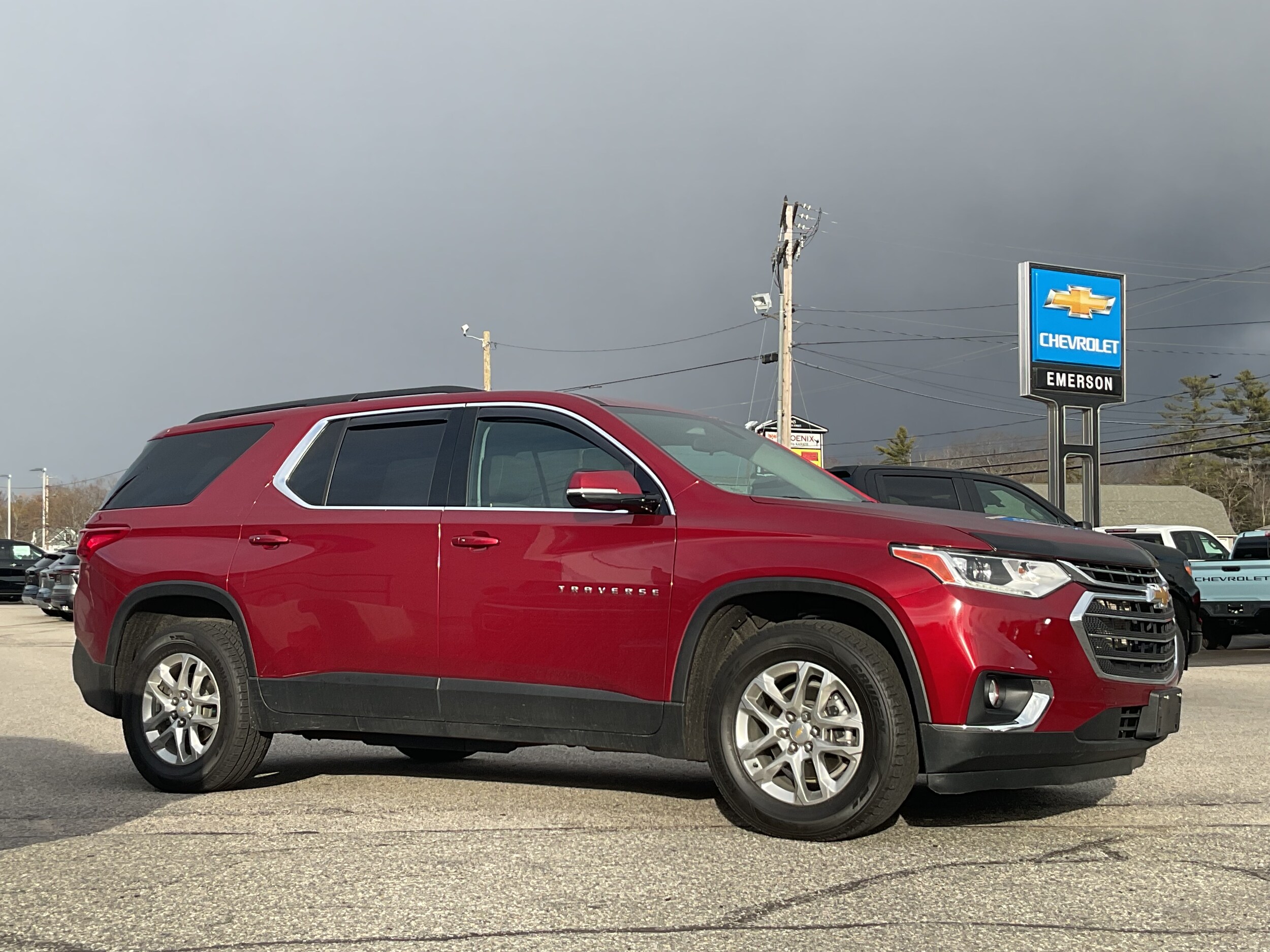 2020 Chevrolet Traverse Cloth photo 2