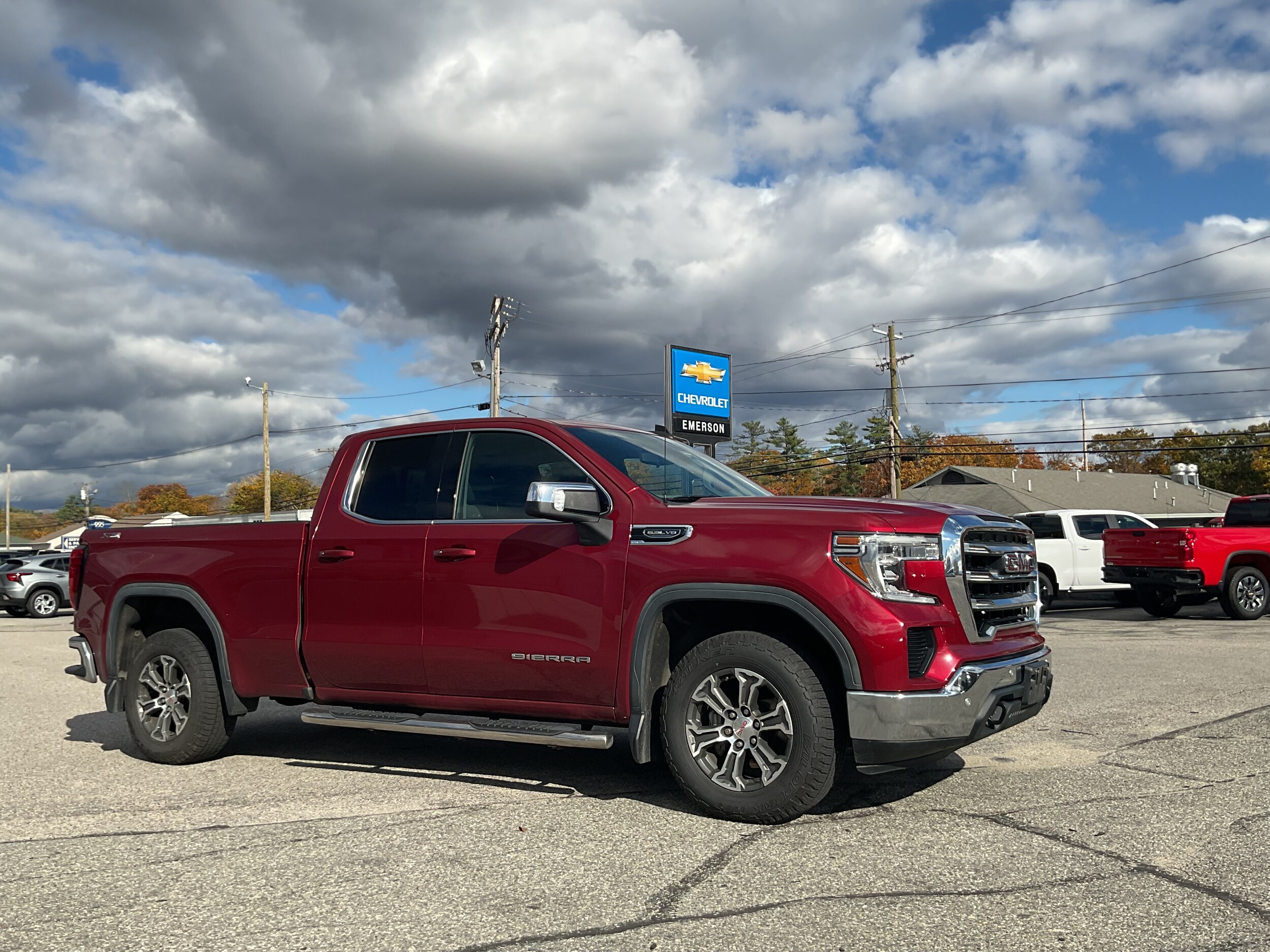 2020 Gmc Sierra 1500 SLE photo 3
