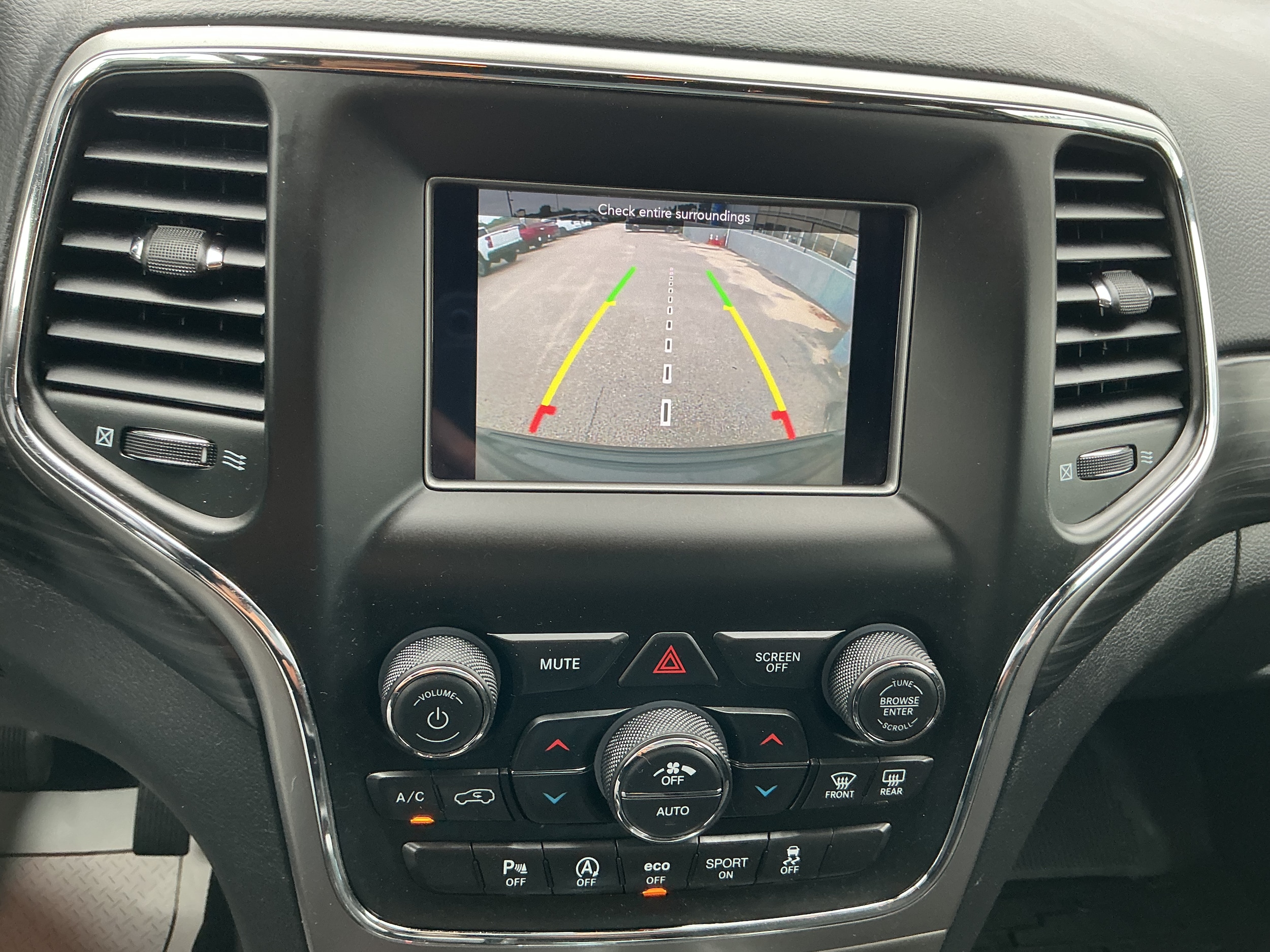 2020 Jeep Grand Cherokee Laredo E - Photo 8