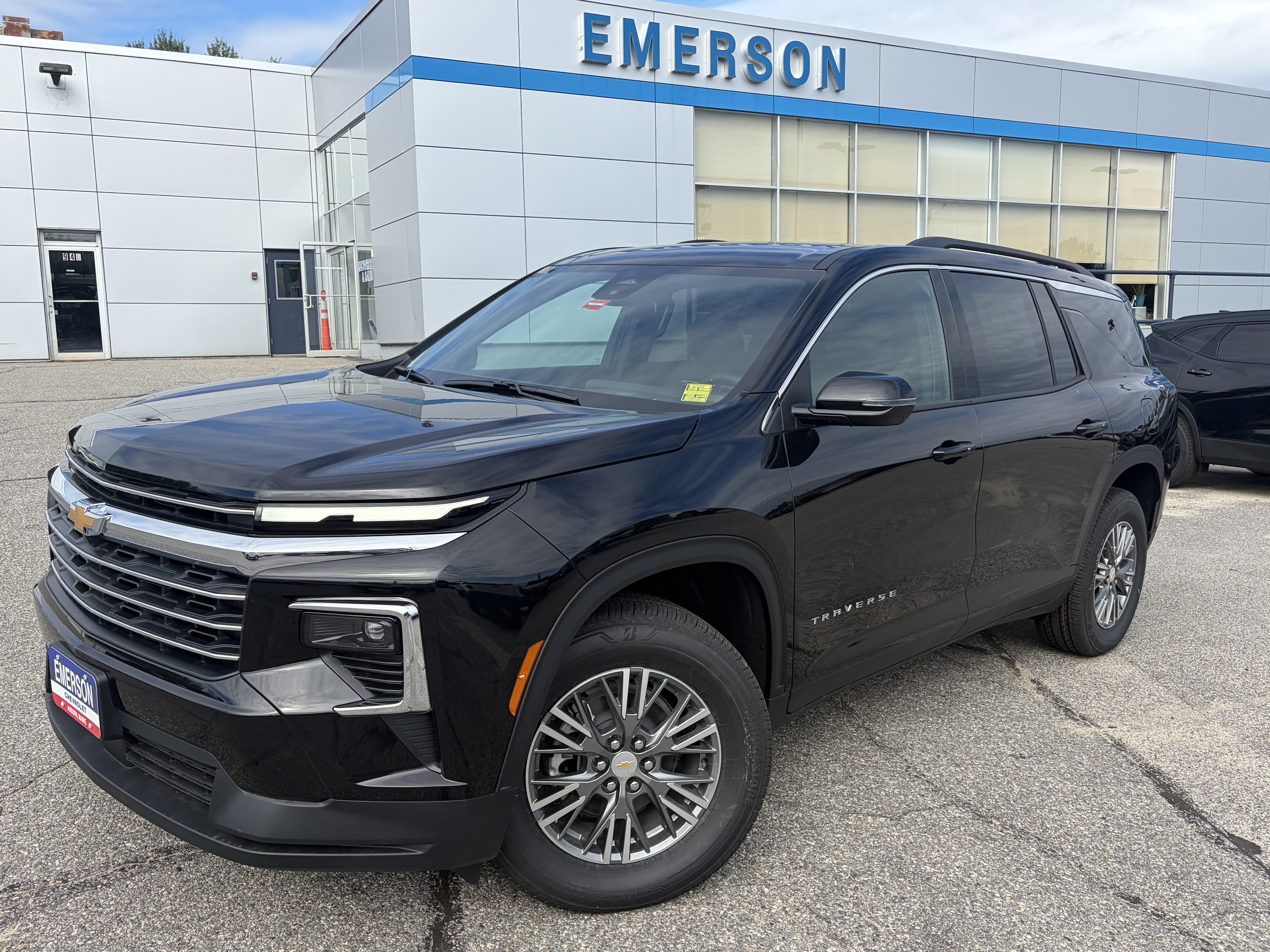 New 2026 Chevrolet Traverse LT SUV