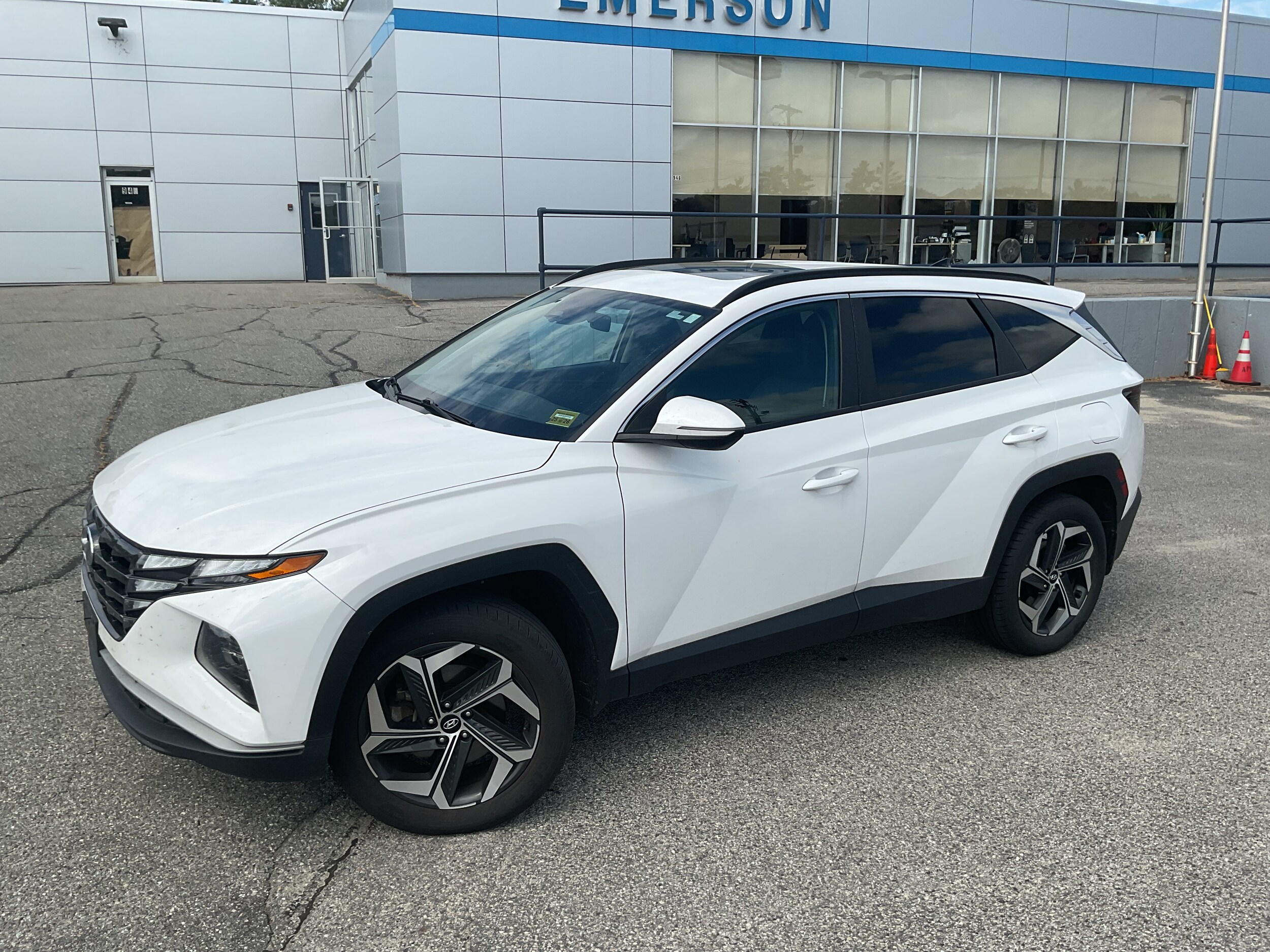 2023 Hyundai Tucson SEL Convenience photo 3
